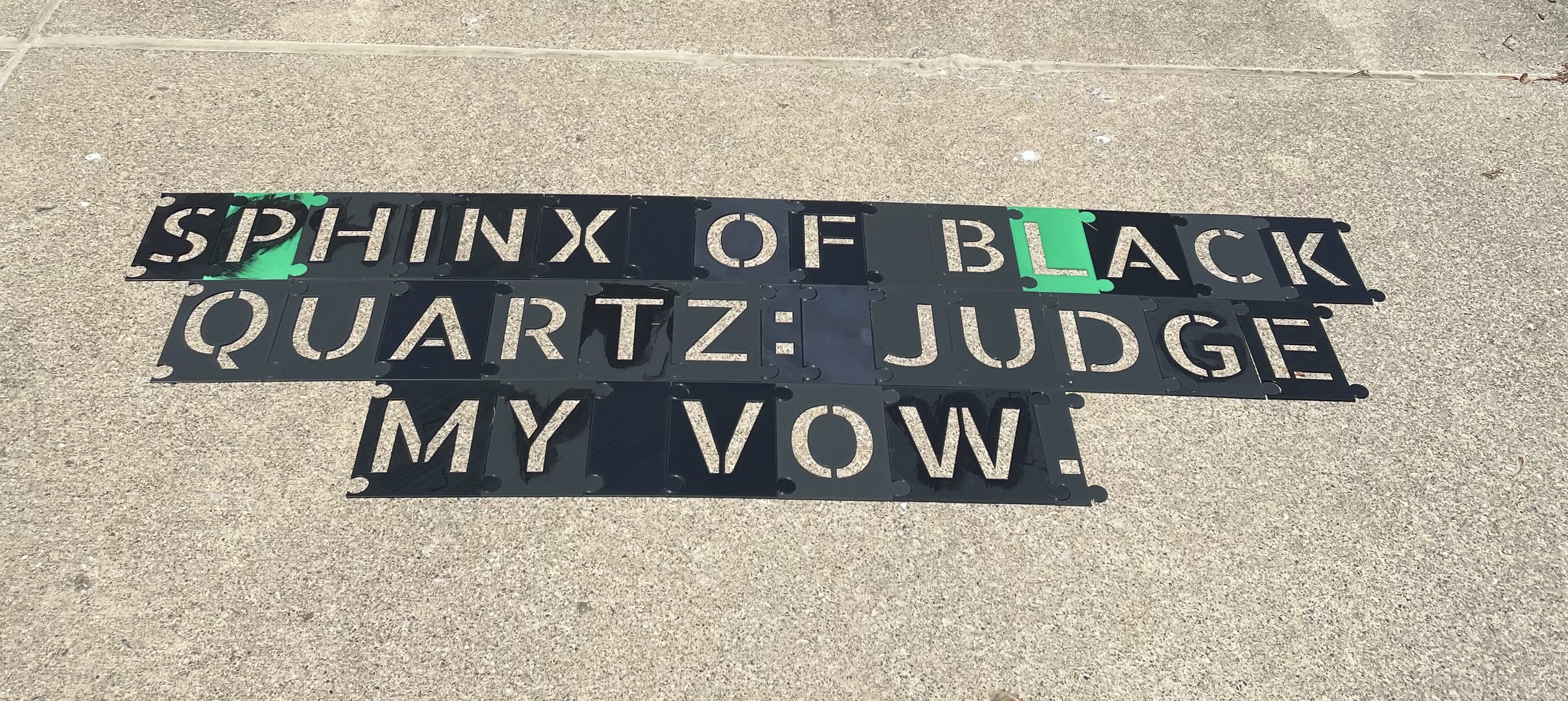 Linkable Stencil Punctuation & Space