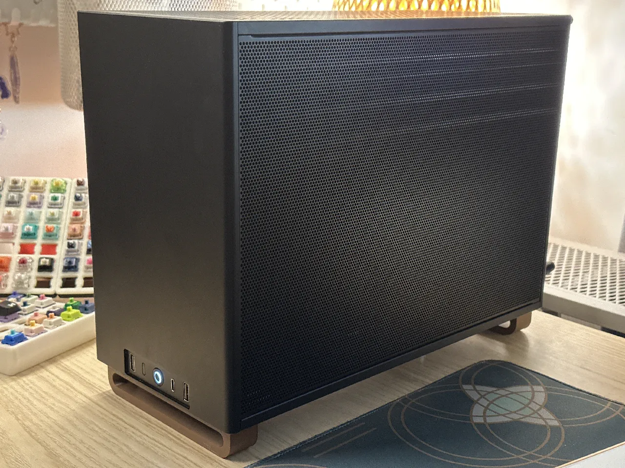 NCASE M2 Case Raised Feet + IO version for M2 Grater by SaltyBread 
