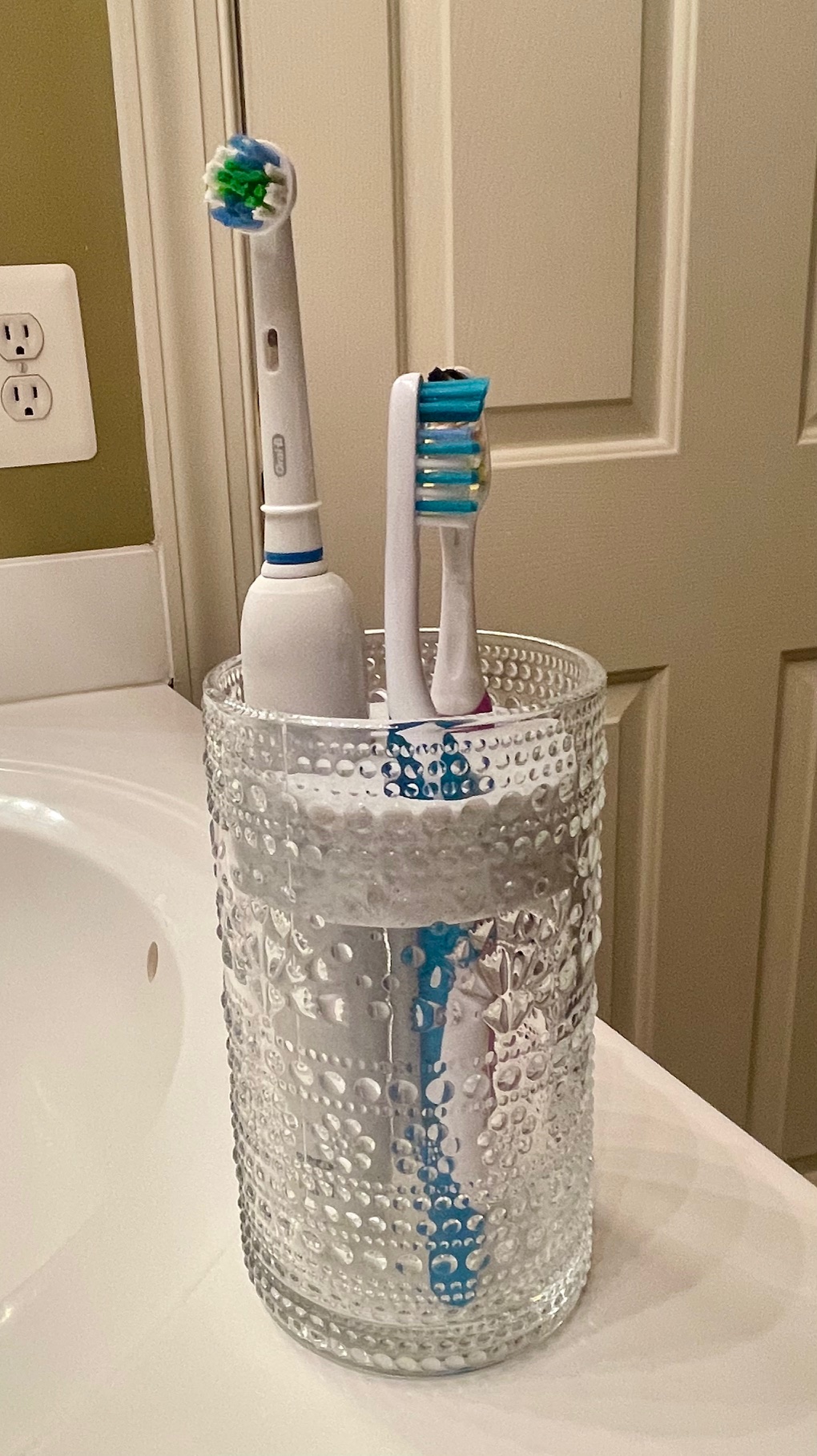 Toothbrush Organizer