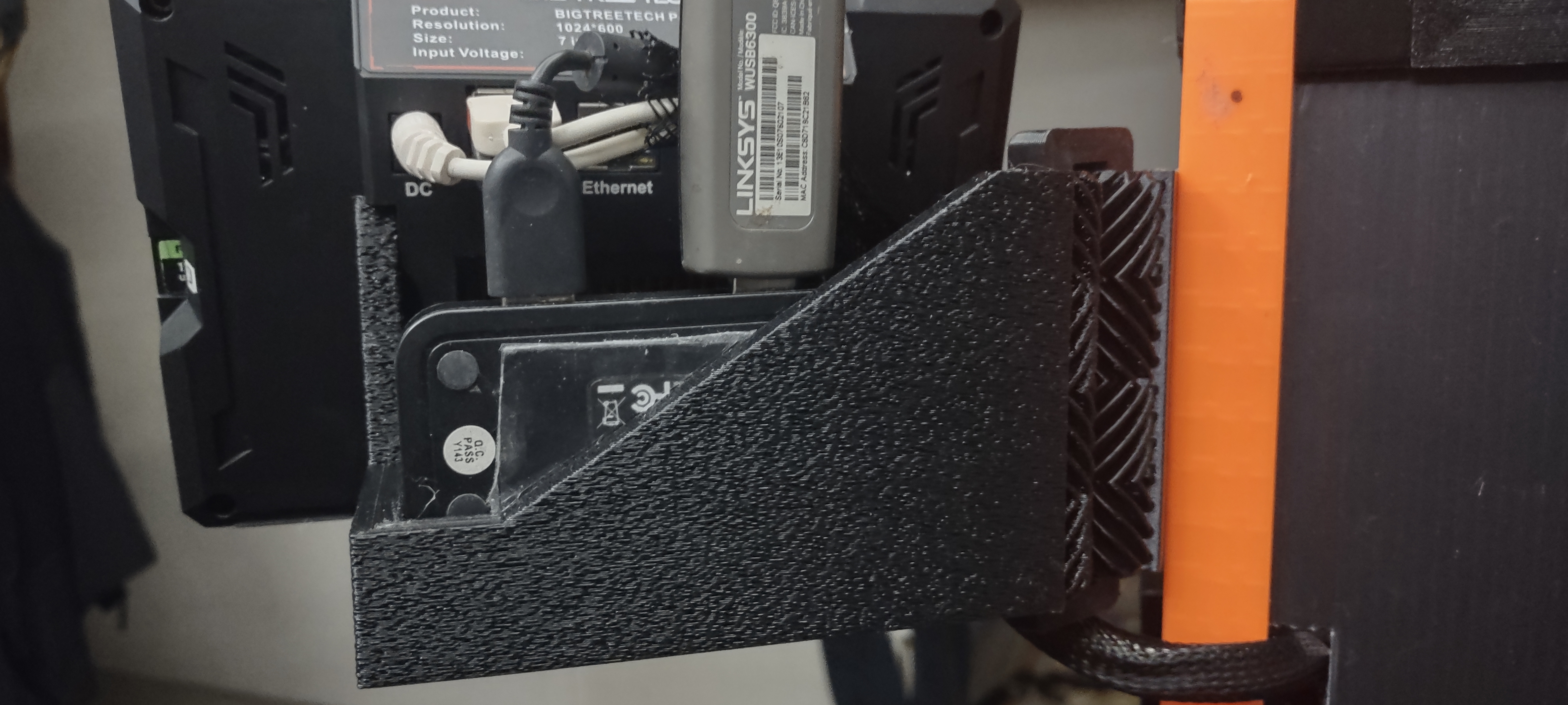 BTT Pad7 Hinged Mount, Hinge Remix 3D model thumbnail