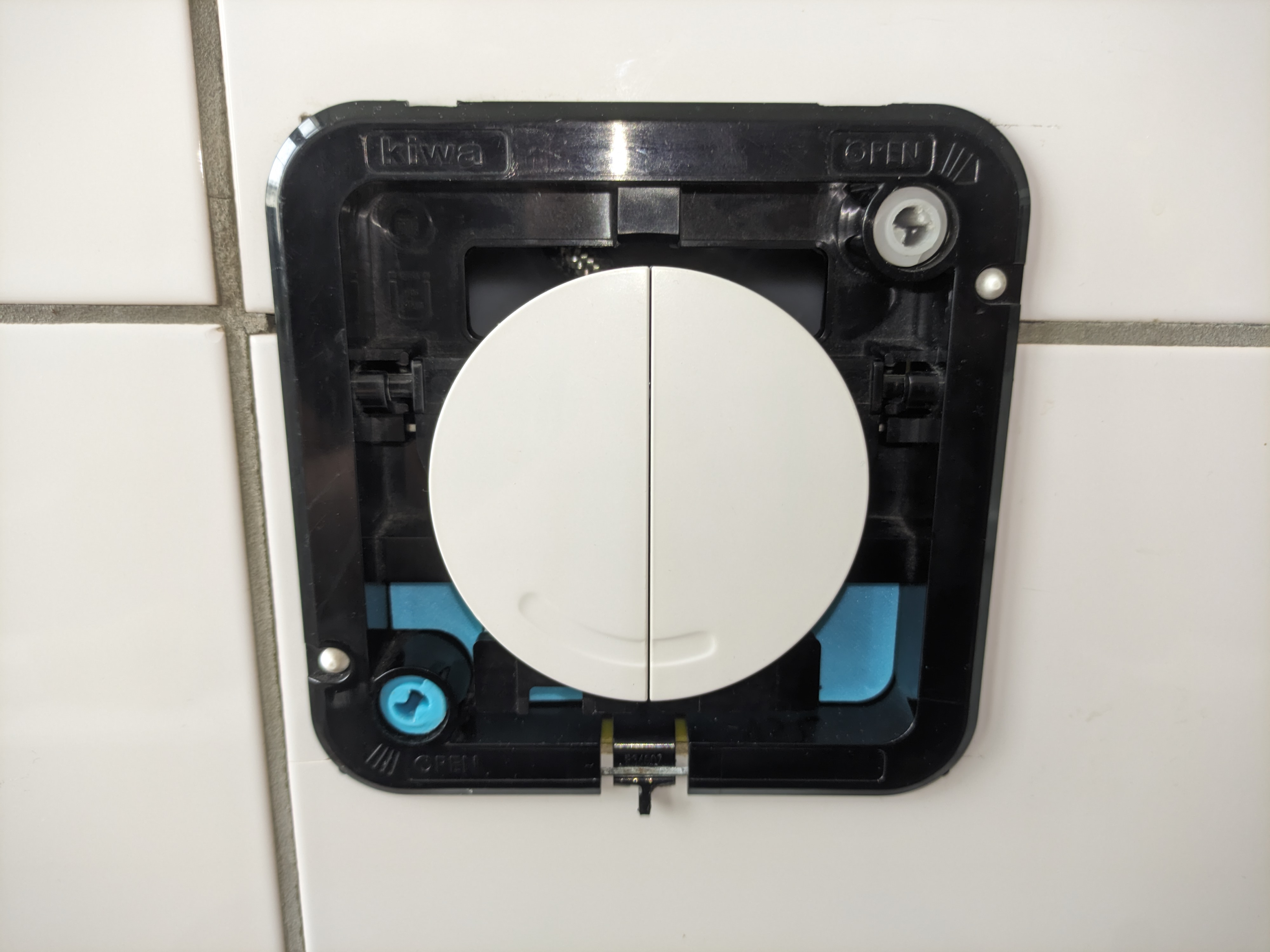 Wisa XS (concealed toilet cistern system) Fixes and Spares