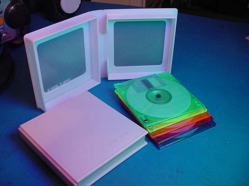 Retro 3.5" Floppy Disk Case Clone — miniatura 5