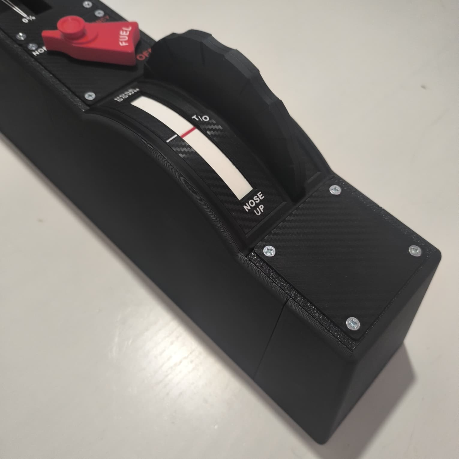 Inspired by Diamond DA40 – Fully 3D Printed DIY Dymon 4000 SE Center Console for Flight Simulator — thumbnail 8
