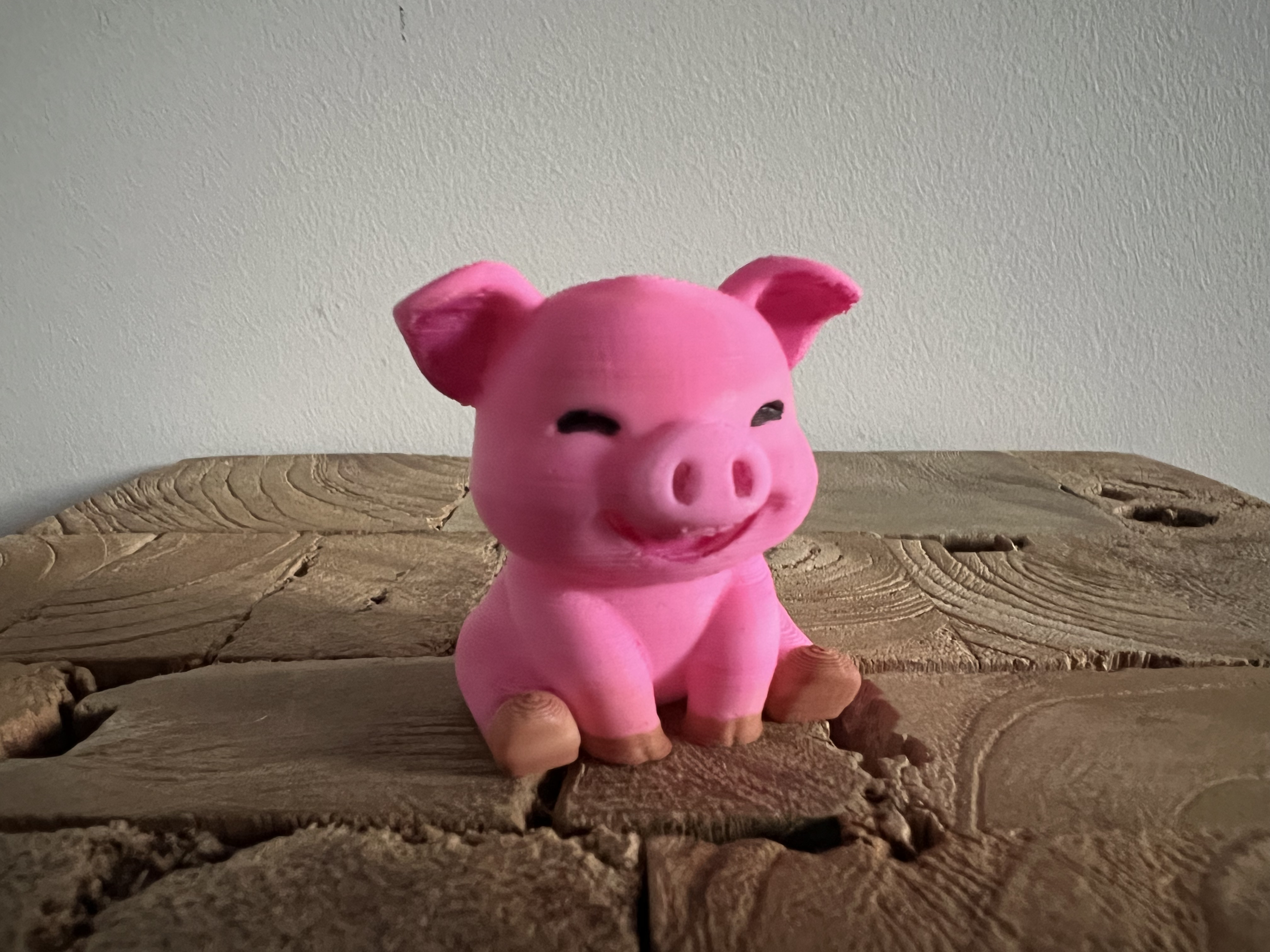 Miniatura 4 do modelo 3D Cute Sitting Pig
