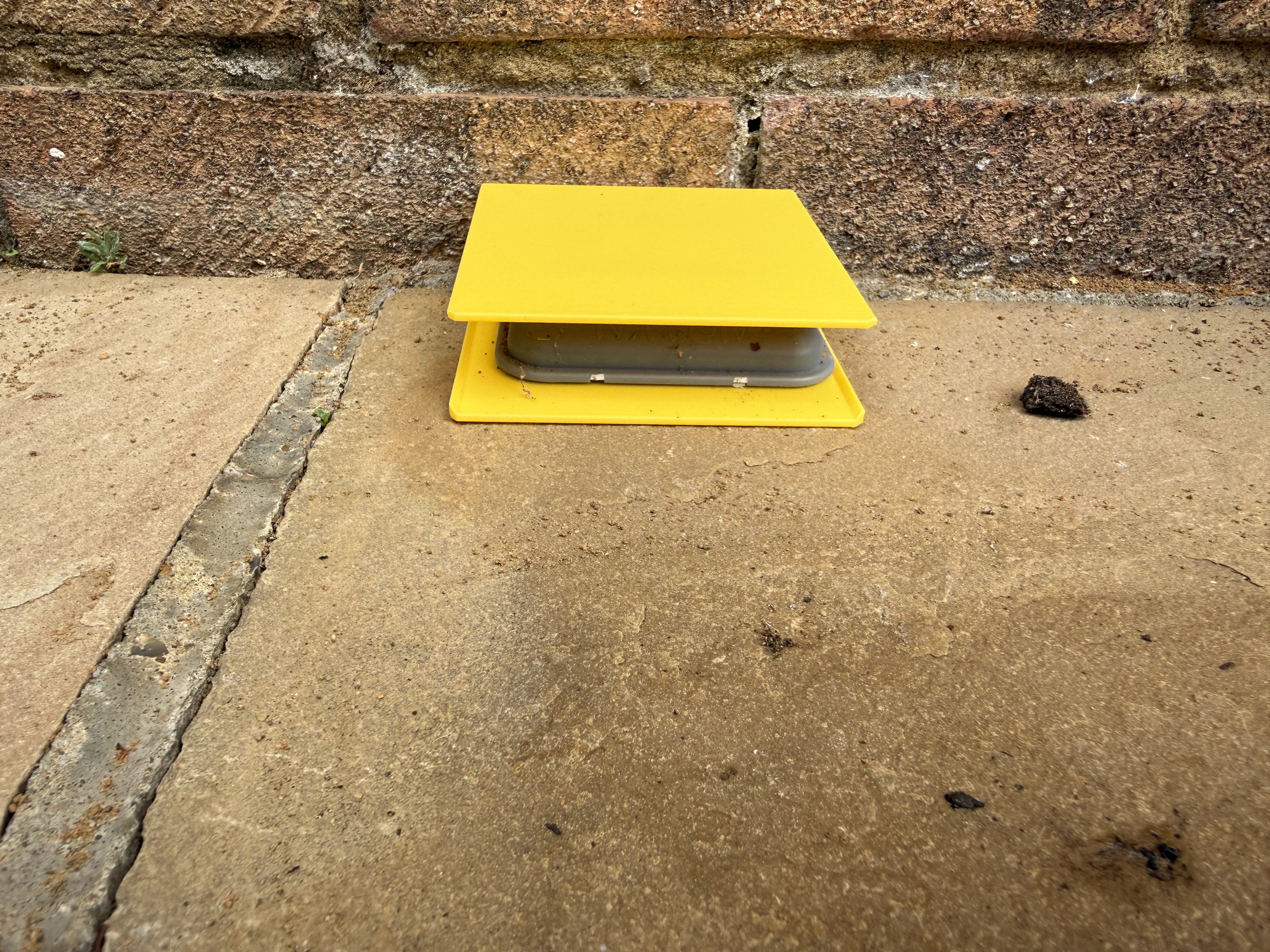 Ant Bait Station House - Nippon or similar 90 * 90 * 20 interior dimensions - Pet Friendly.
