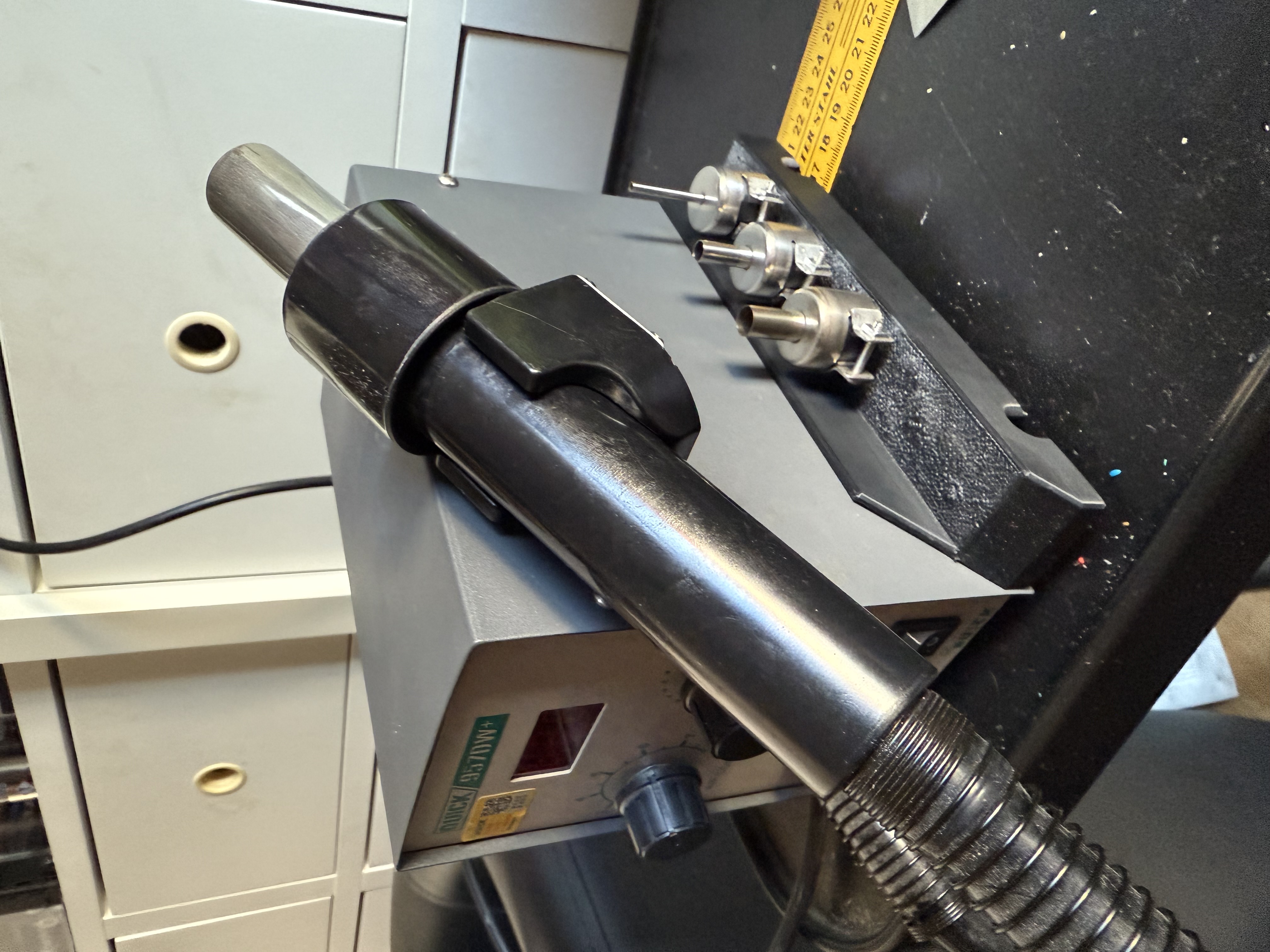 Quick 957DW+ Side Mount Nozzle Holder