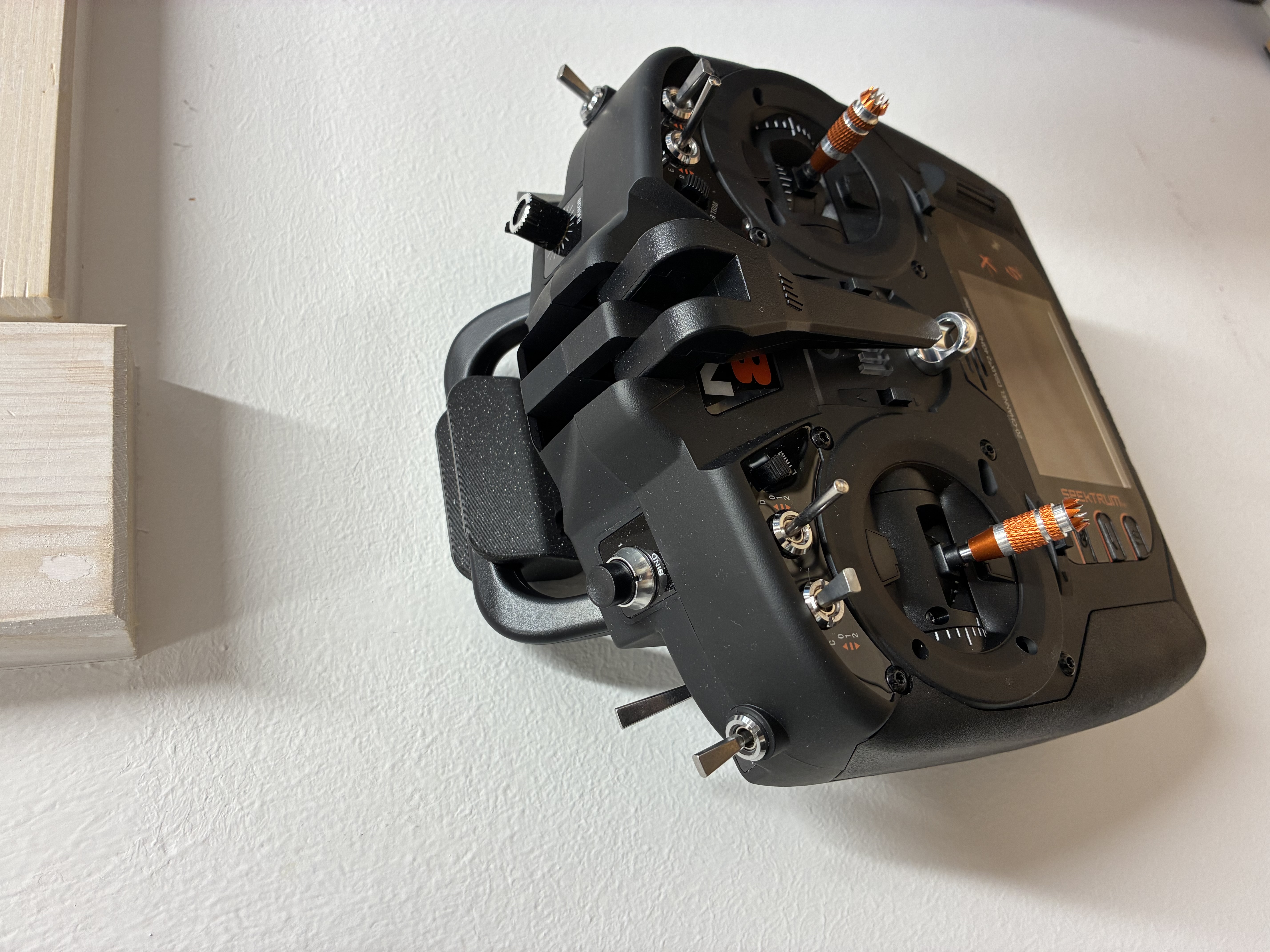 Spektrum NX8 / NX8+ Transmitter Wall Mount