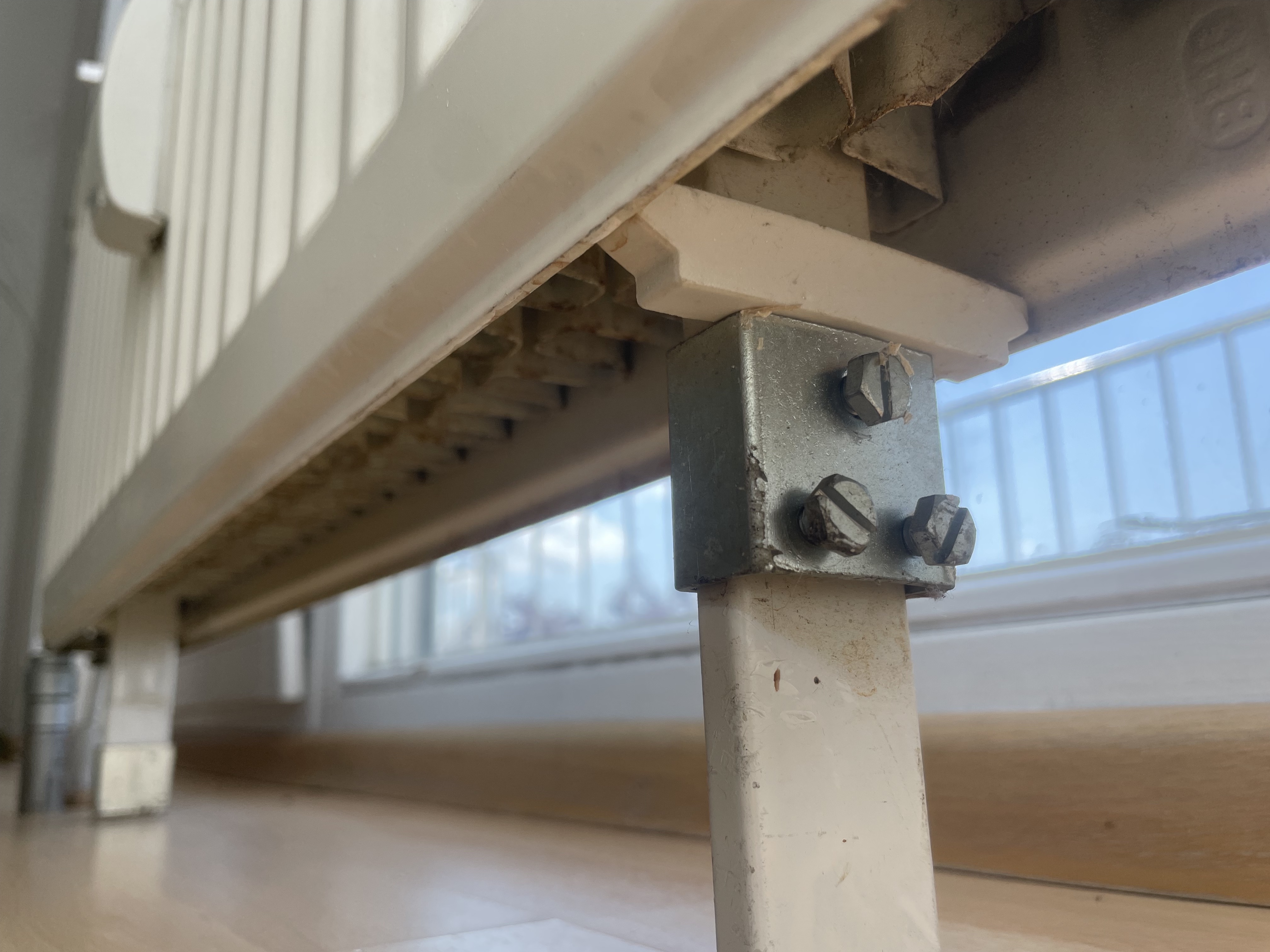 Bruderus Standfix Radiator Bracket