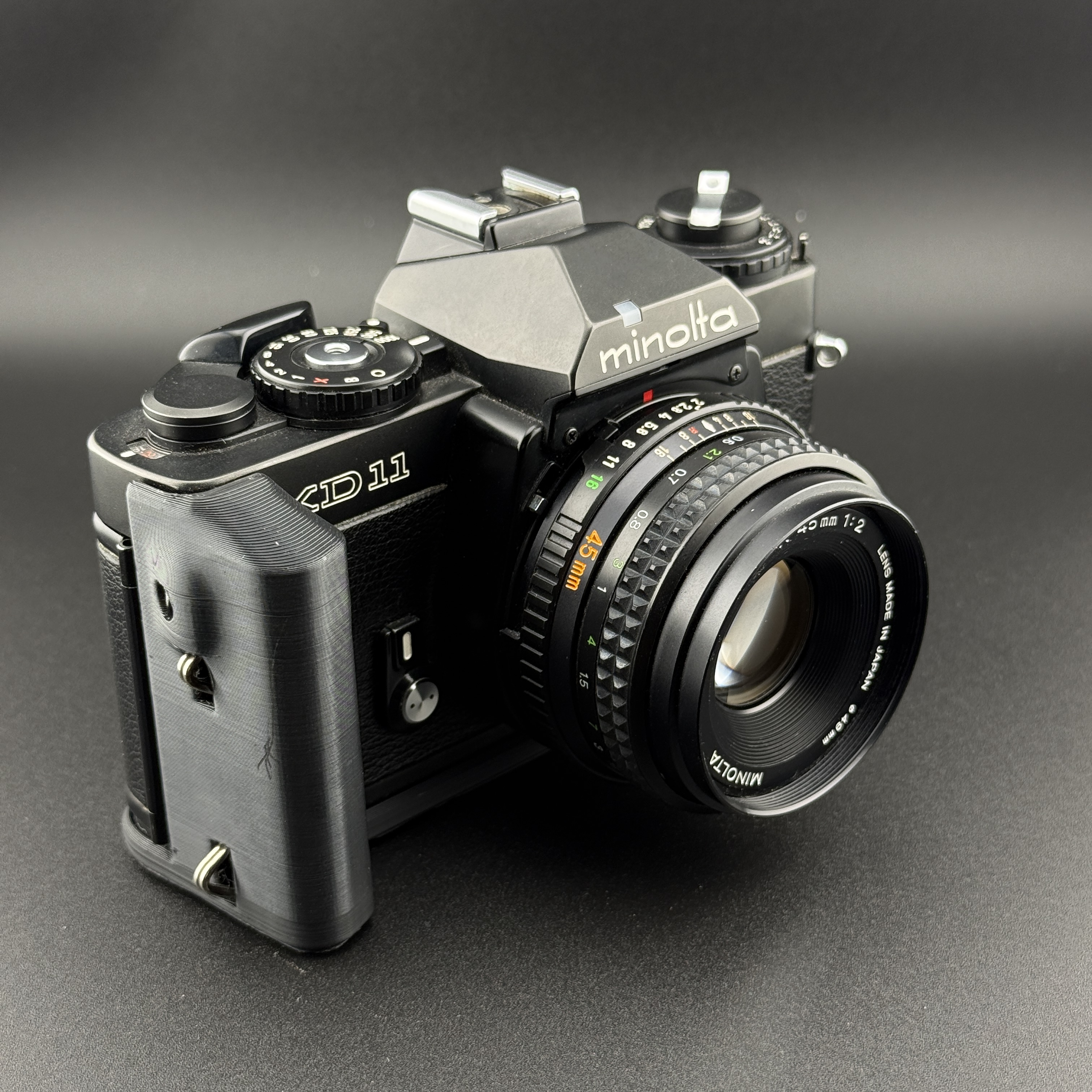 Minolta XD11/XD7 Grip