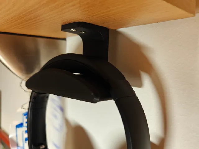Headphone holder