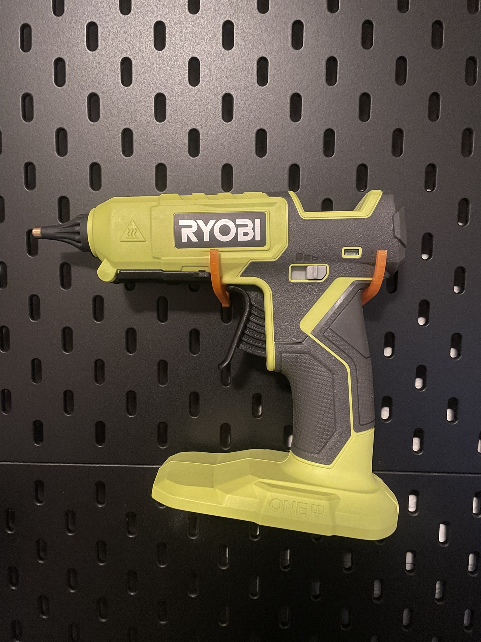 Skådis Ryobi GlueGun 3D model thumbnail