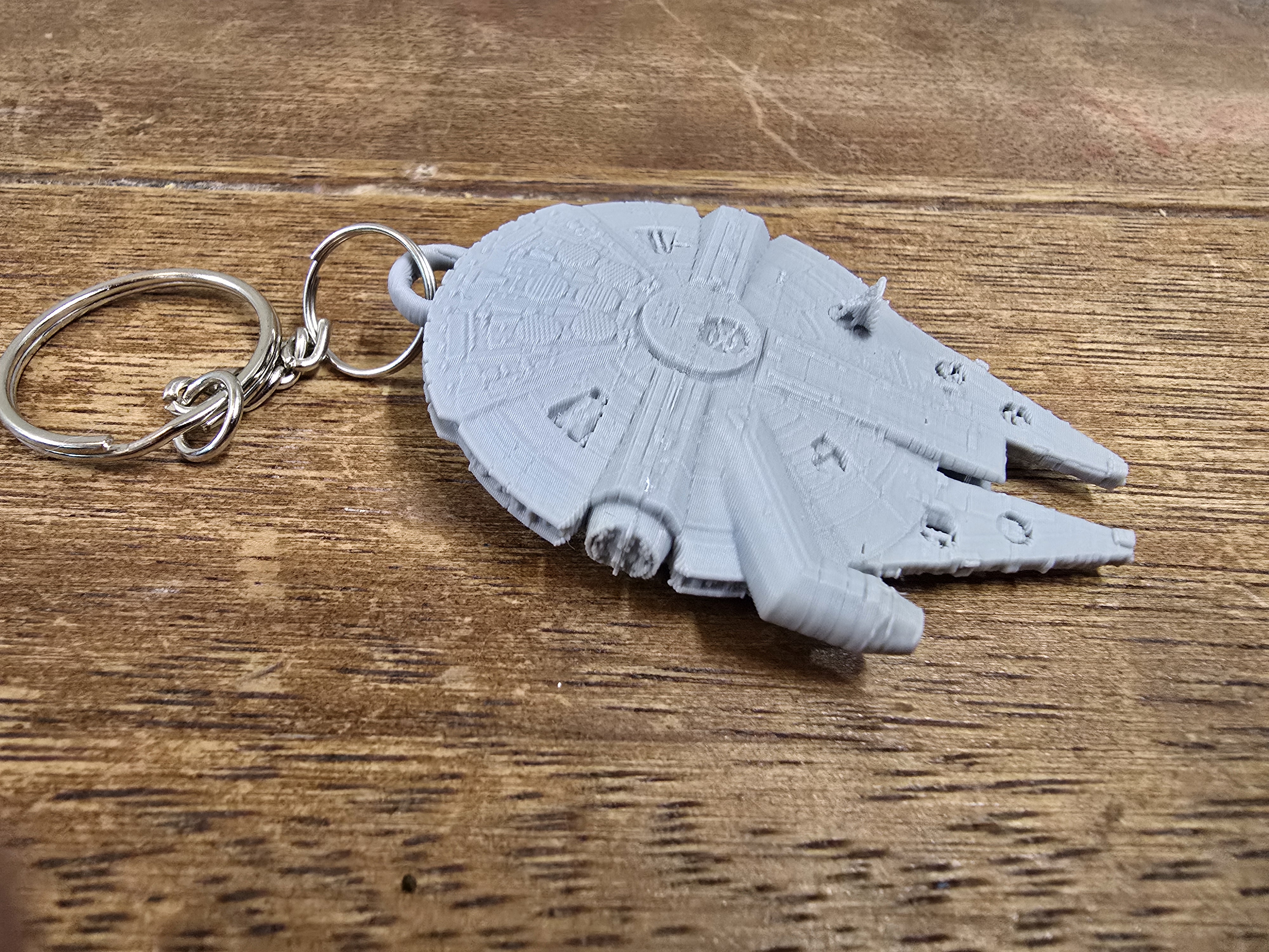 Millennium Falcon keychain