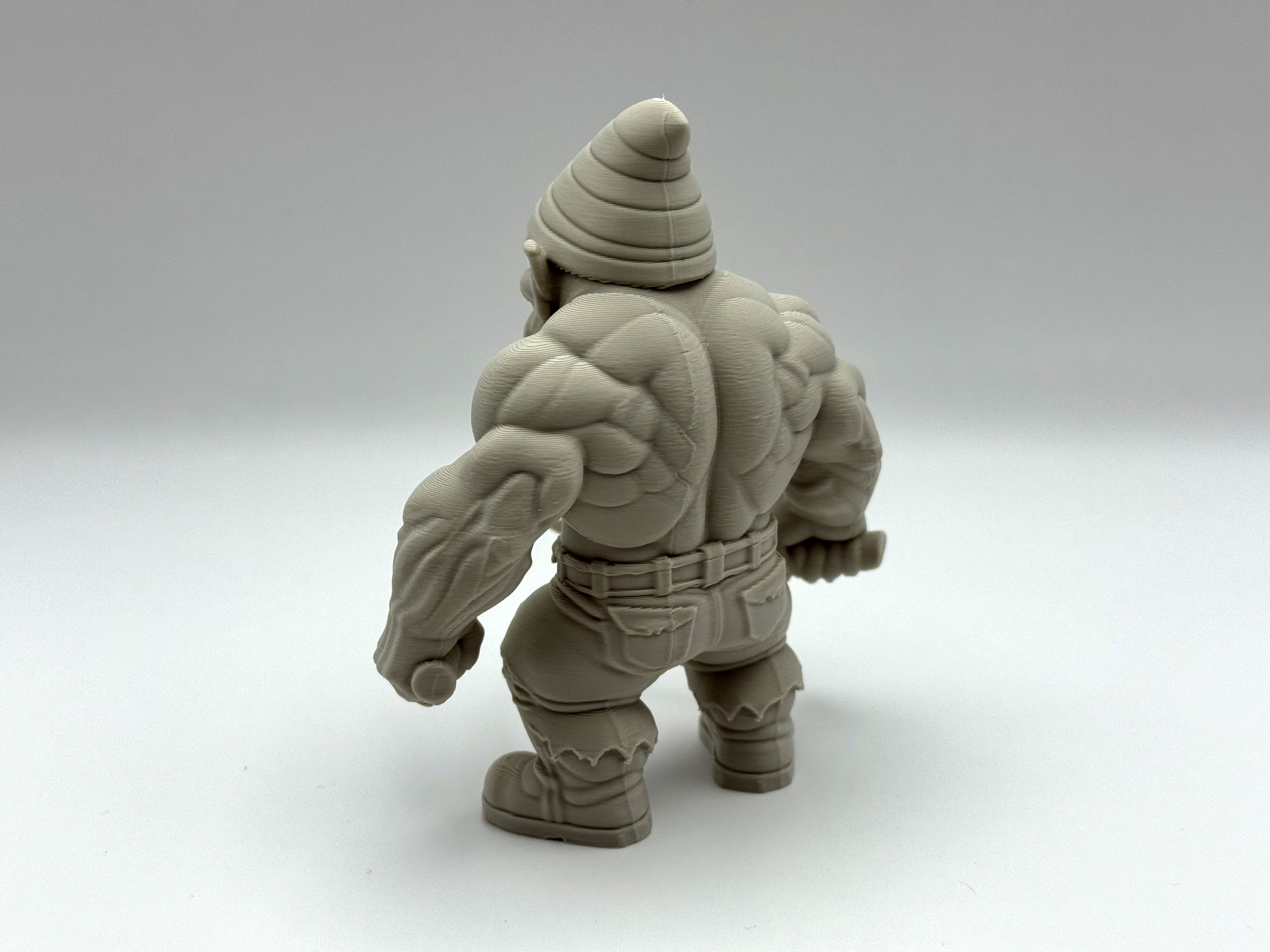 Knife Killer Gnome — thumbnail 3