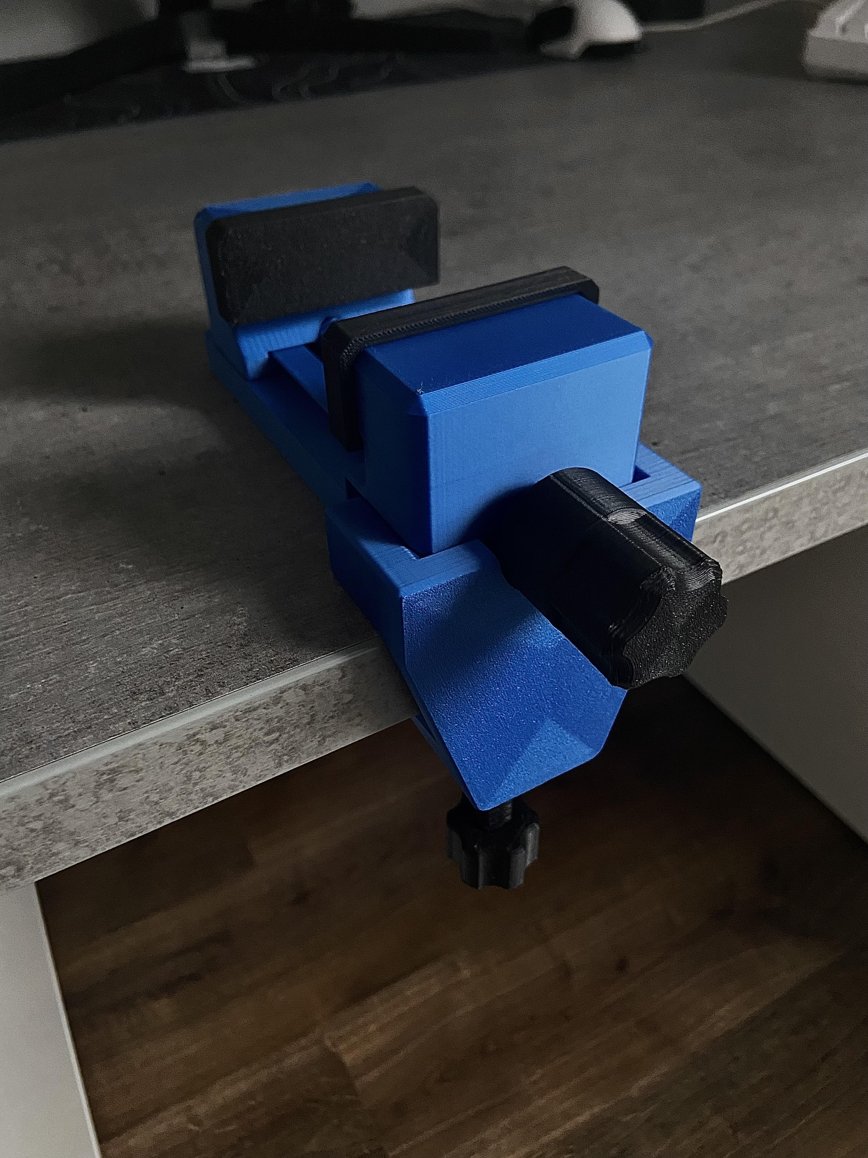 Mini vise Modular Desktop Vise