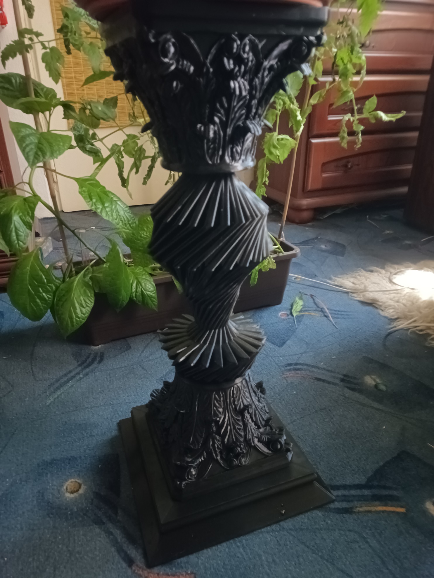 Stand for a flower pot. — miniatura 2
