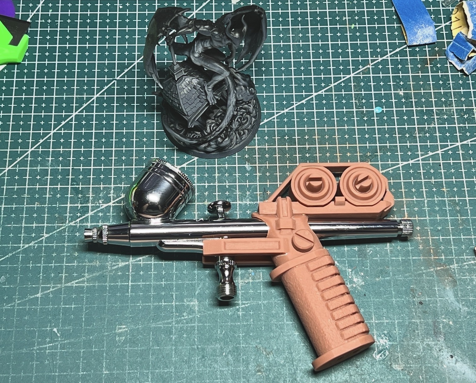 Scifi Airbrush Palm support Handle