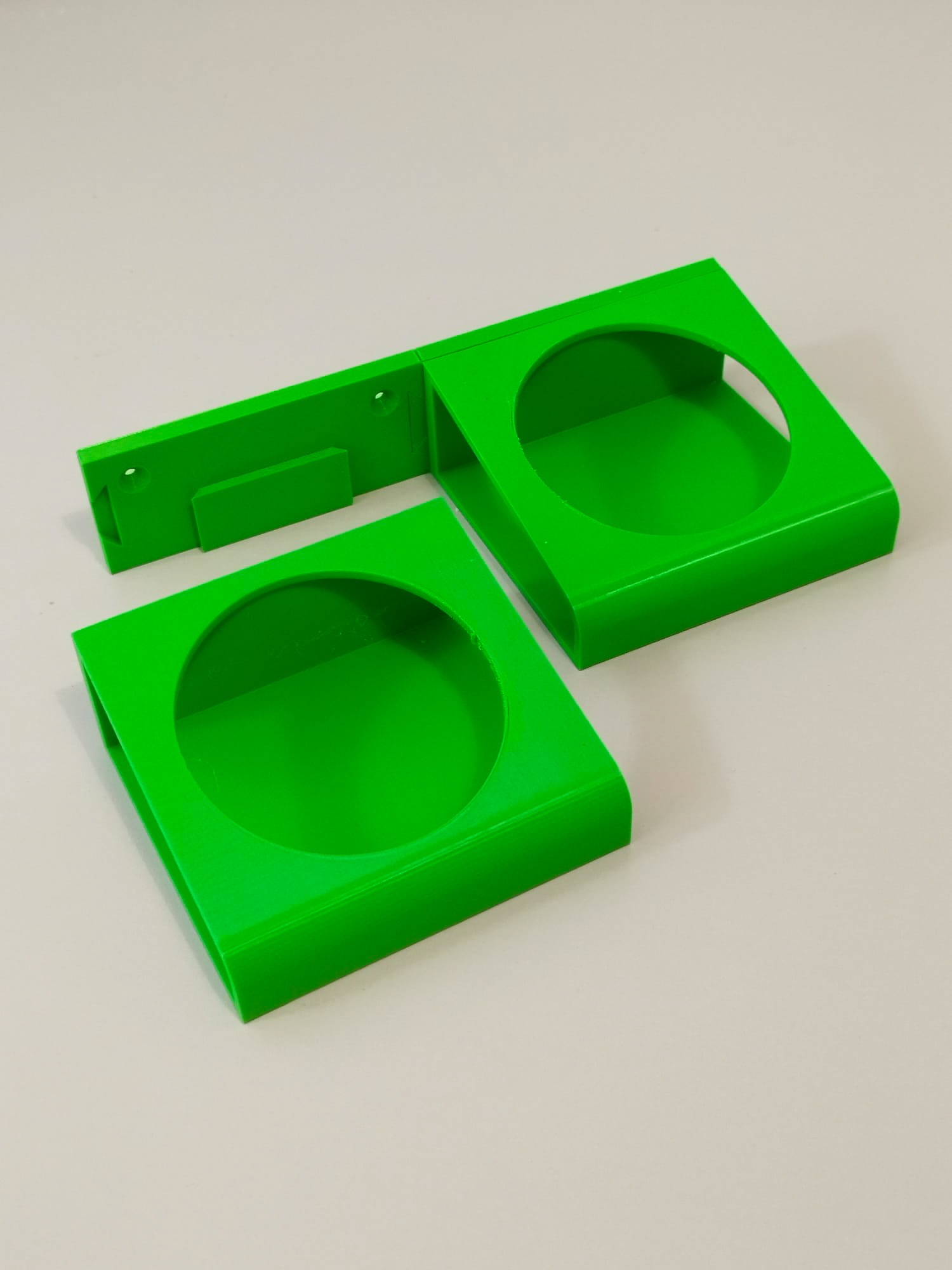 Wall mount for round mini planters — thumbnail 6
