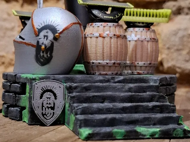 Henry's Shave: Medieval Pedestal for Philips OneBlade (Father & Son Project)