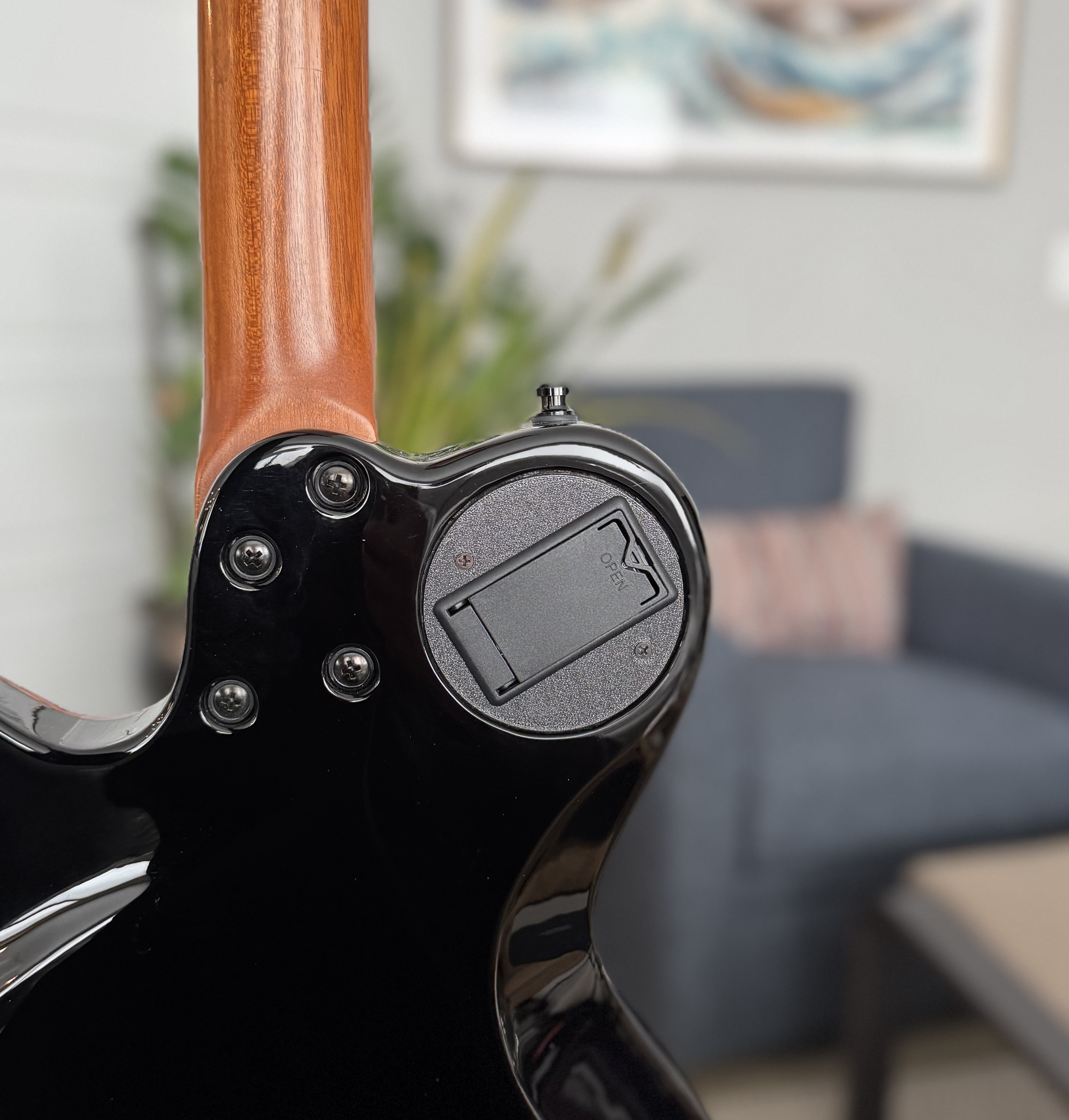 Battery Compartment Upgrade for Godin LGX-SA / LGXT / xtSA