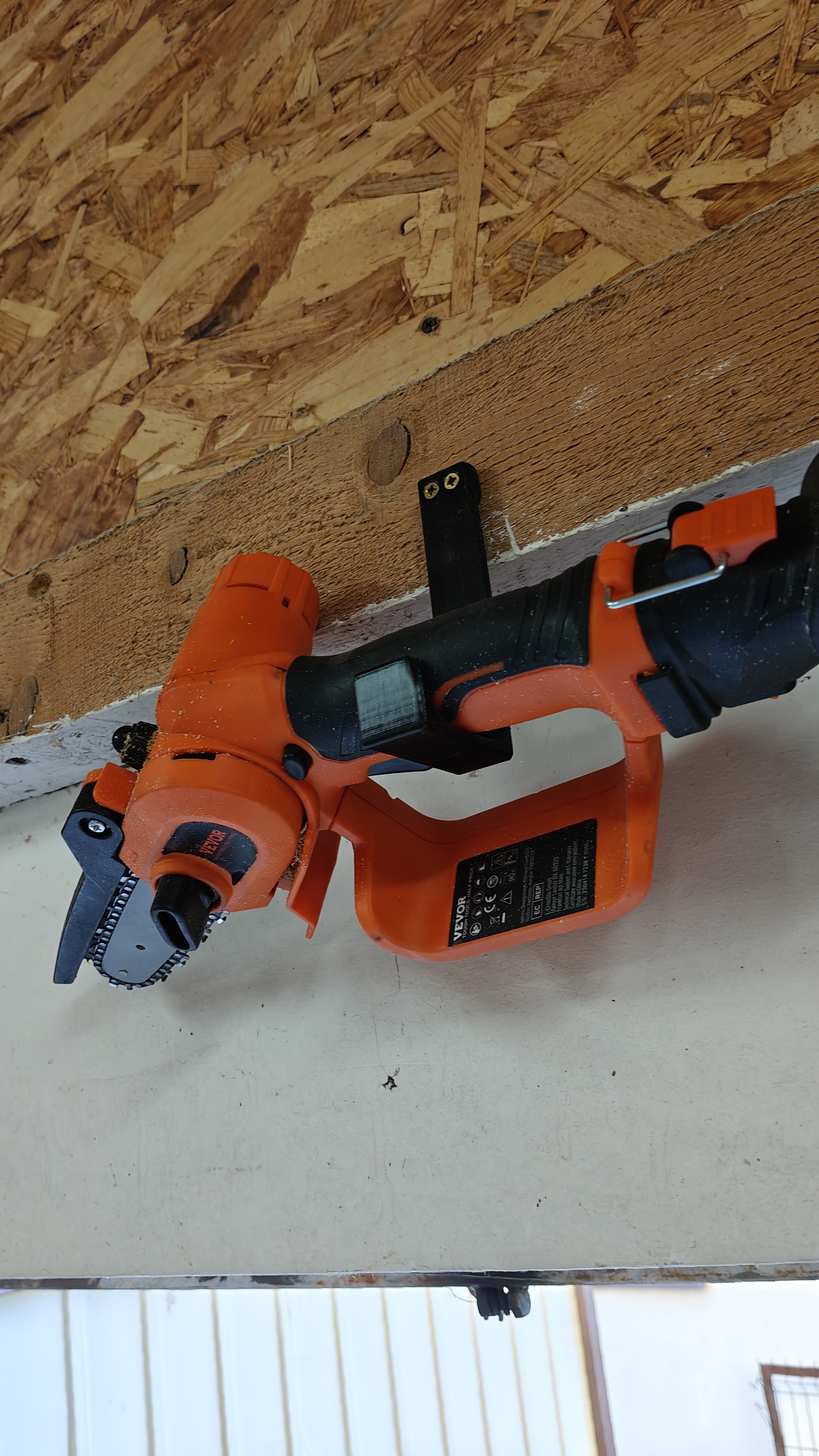 holder for vevor saw