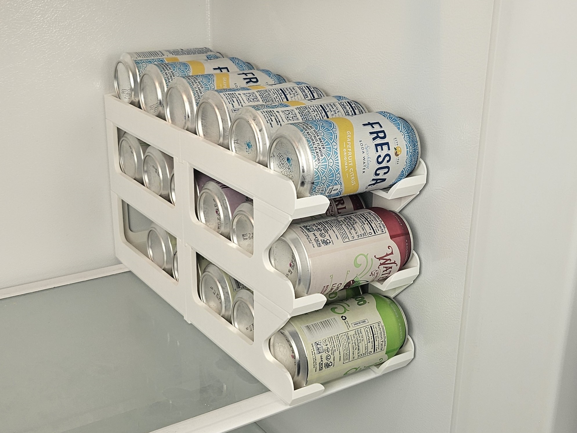V2 Beverage Can Dispenser-Six 500ml cans