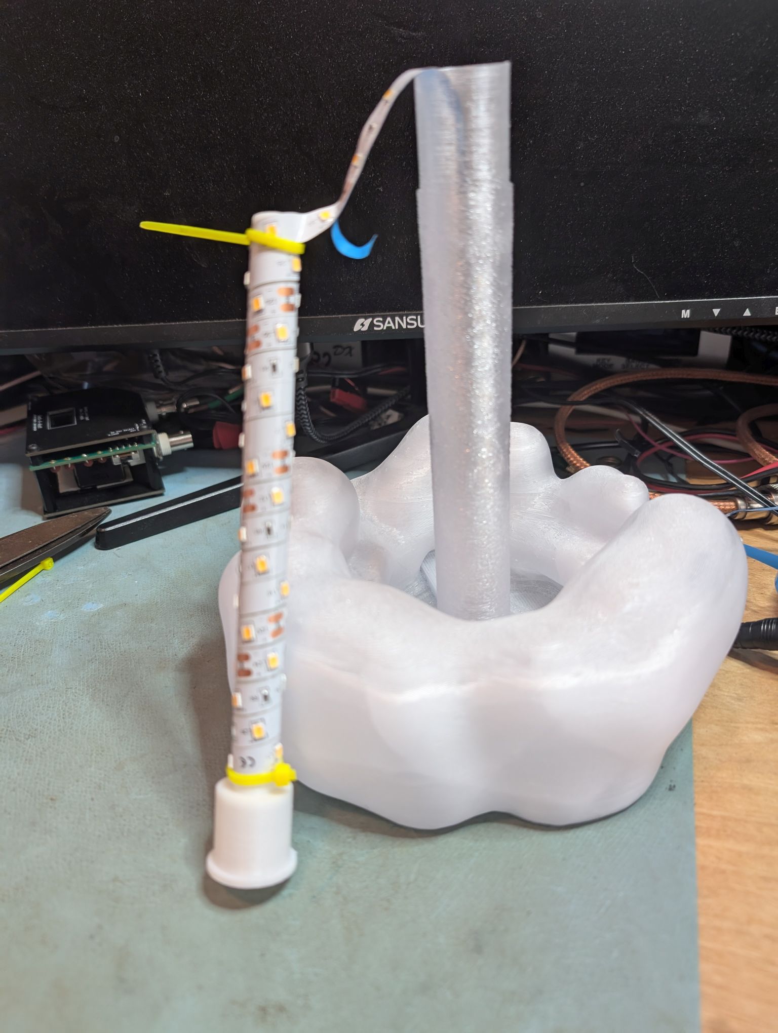 Miniatura 3 do modelo 3D Rocket Lamp