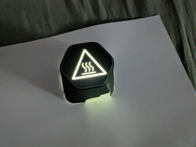 Cooler Master: Elite Liquid - Caution Heat Cover