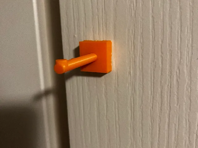 Magnetic hook