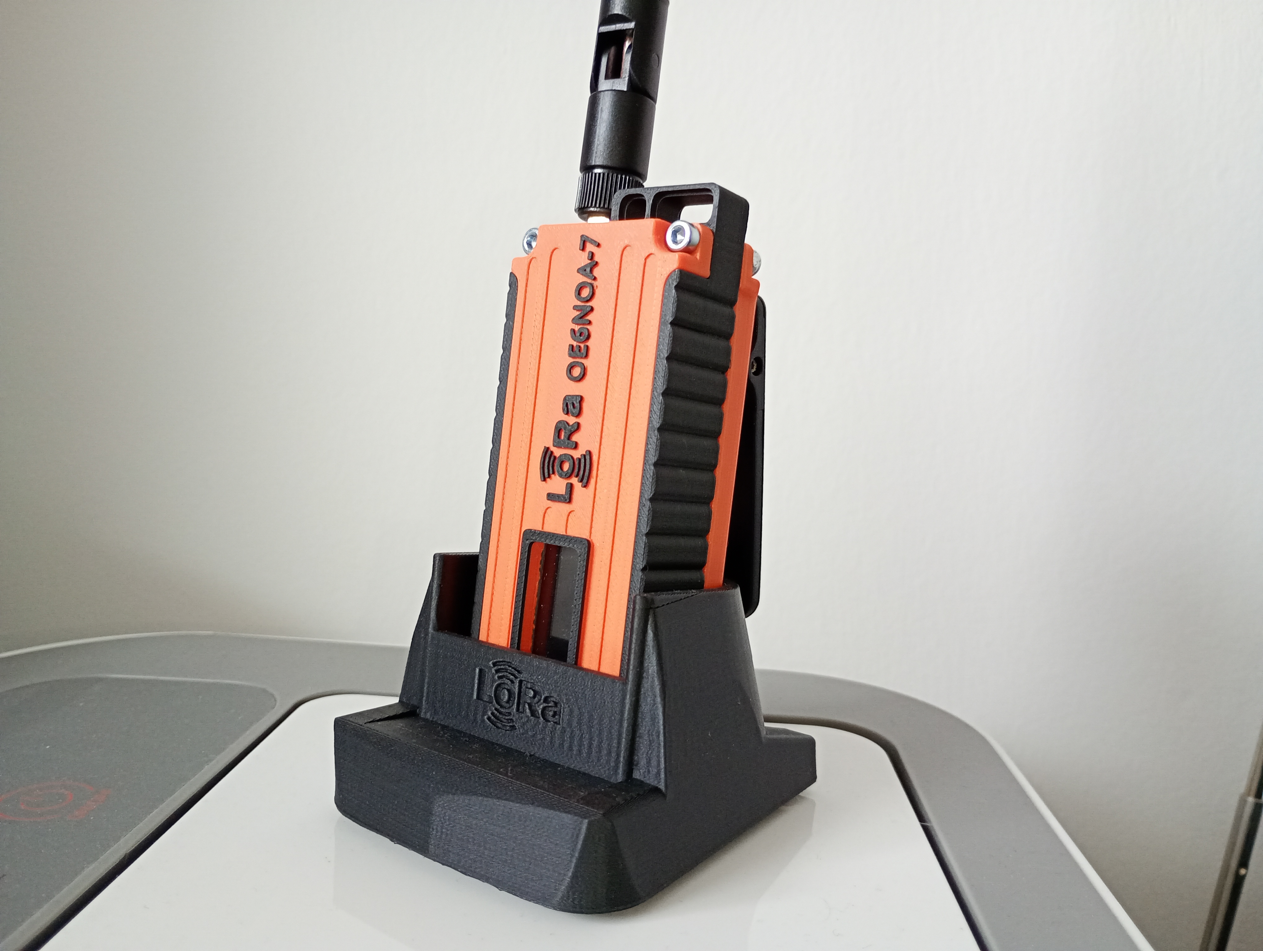Compact stand for TonyG Heltec cases