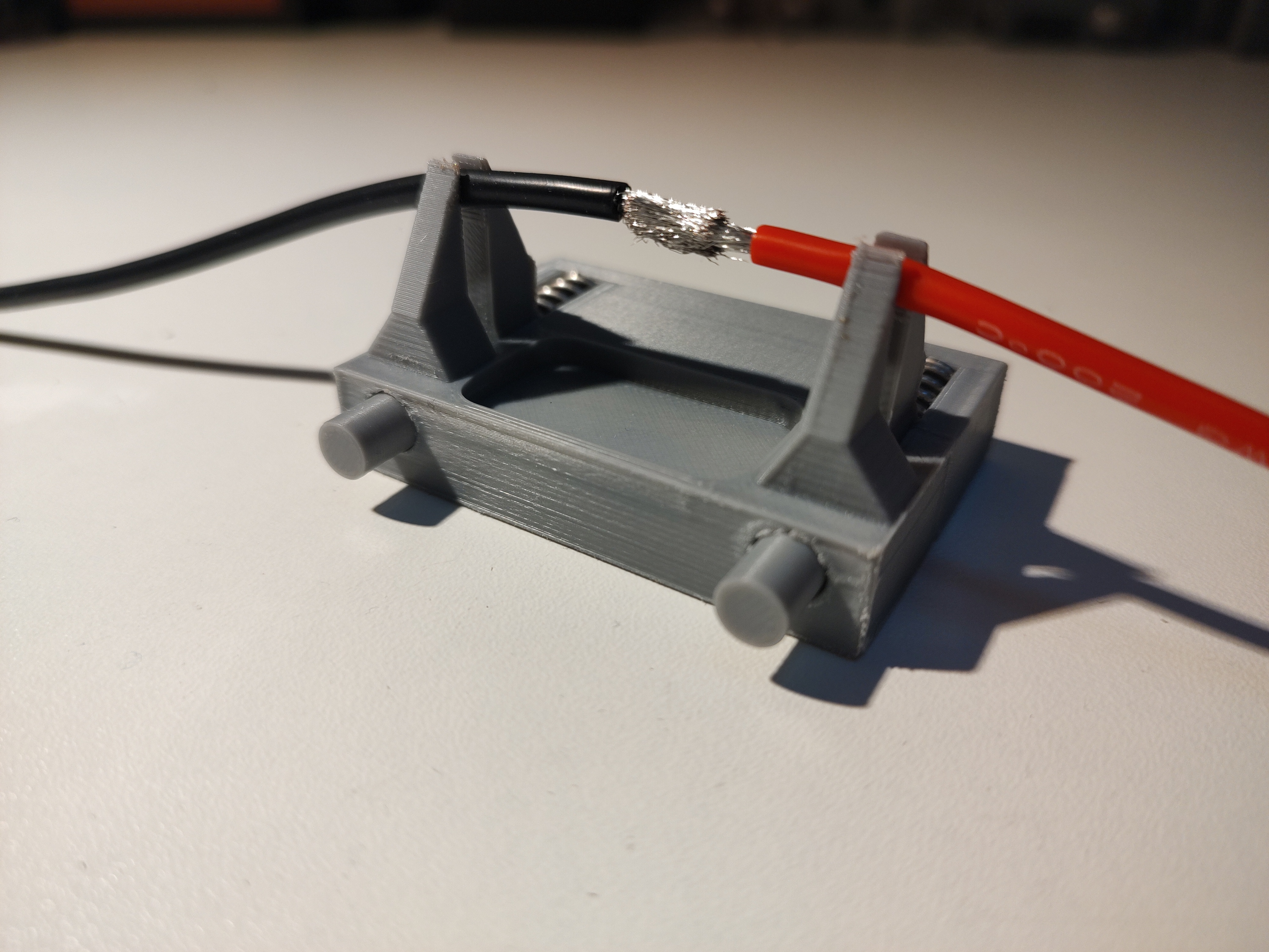 Wire Holder for Soldering