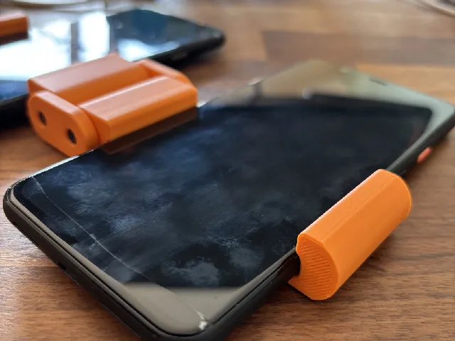 Foldable Phone Array - Holder end - Pokémon Go