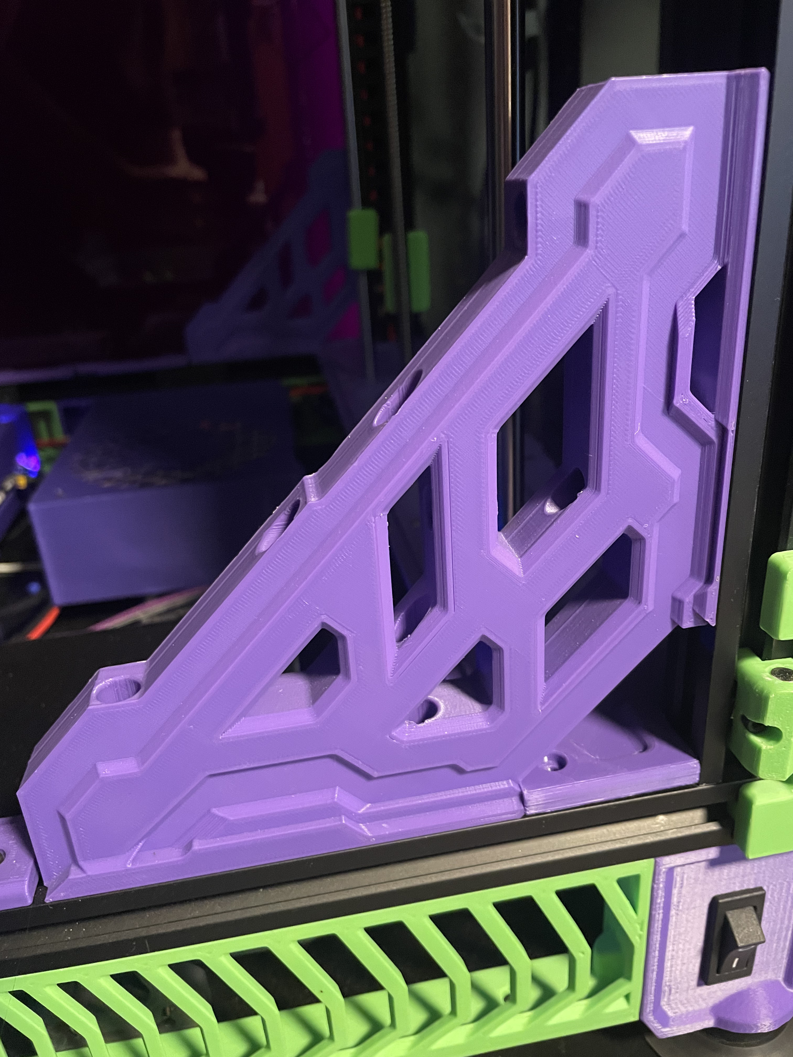 Chonky Armor Themed Mercury One.1 Brackets 3D model