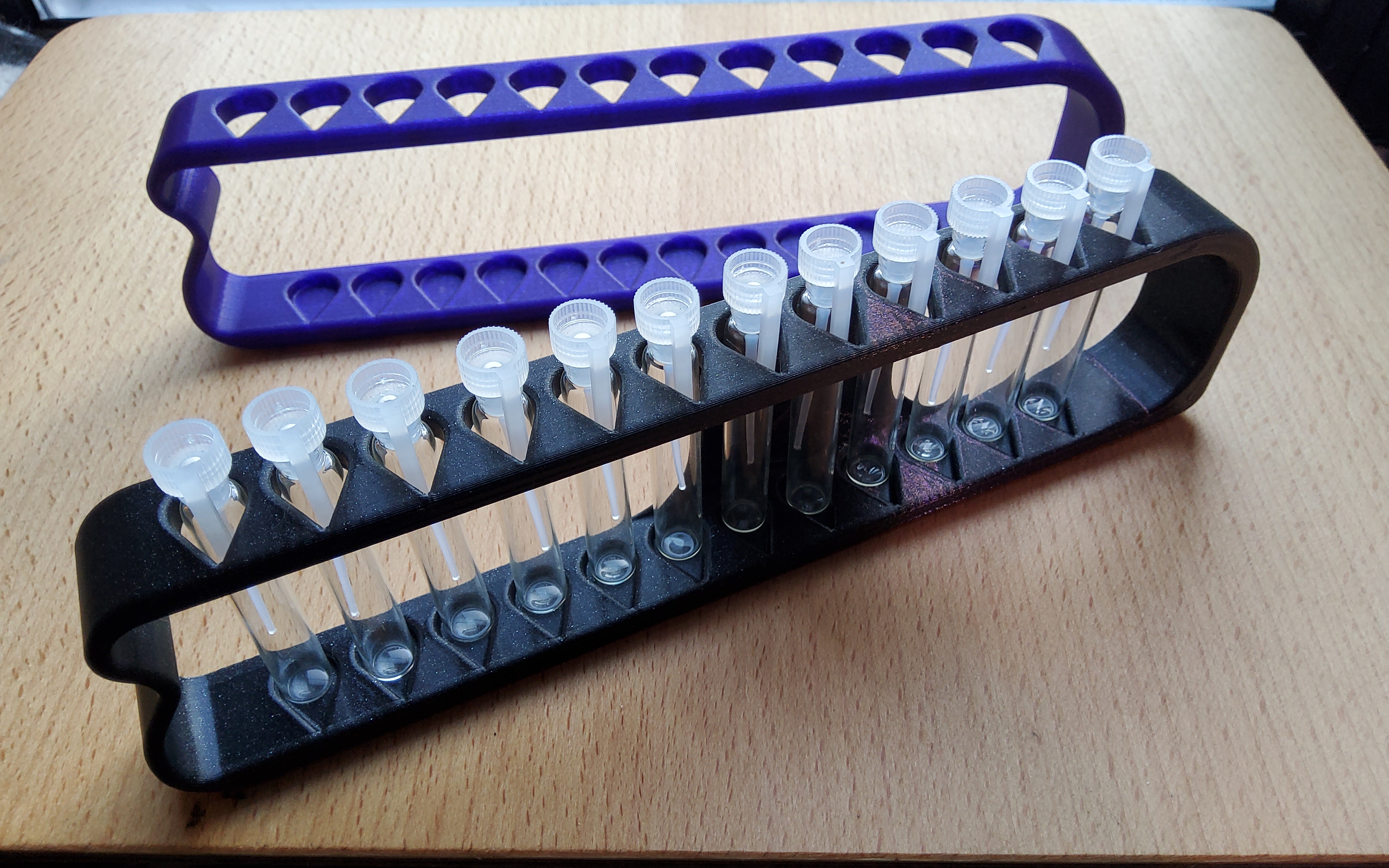 Stand/organizer - 12 vials - with a logo area