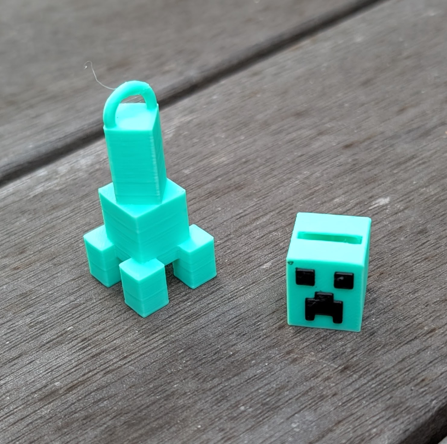 Miniatura 2 do modelo 3D Creeper Keychain