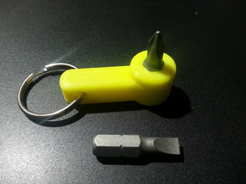 Mini bit holder PLA + PETG keychain