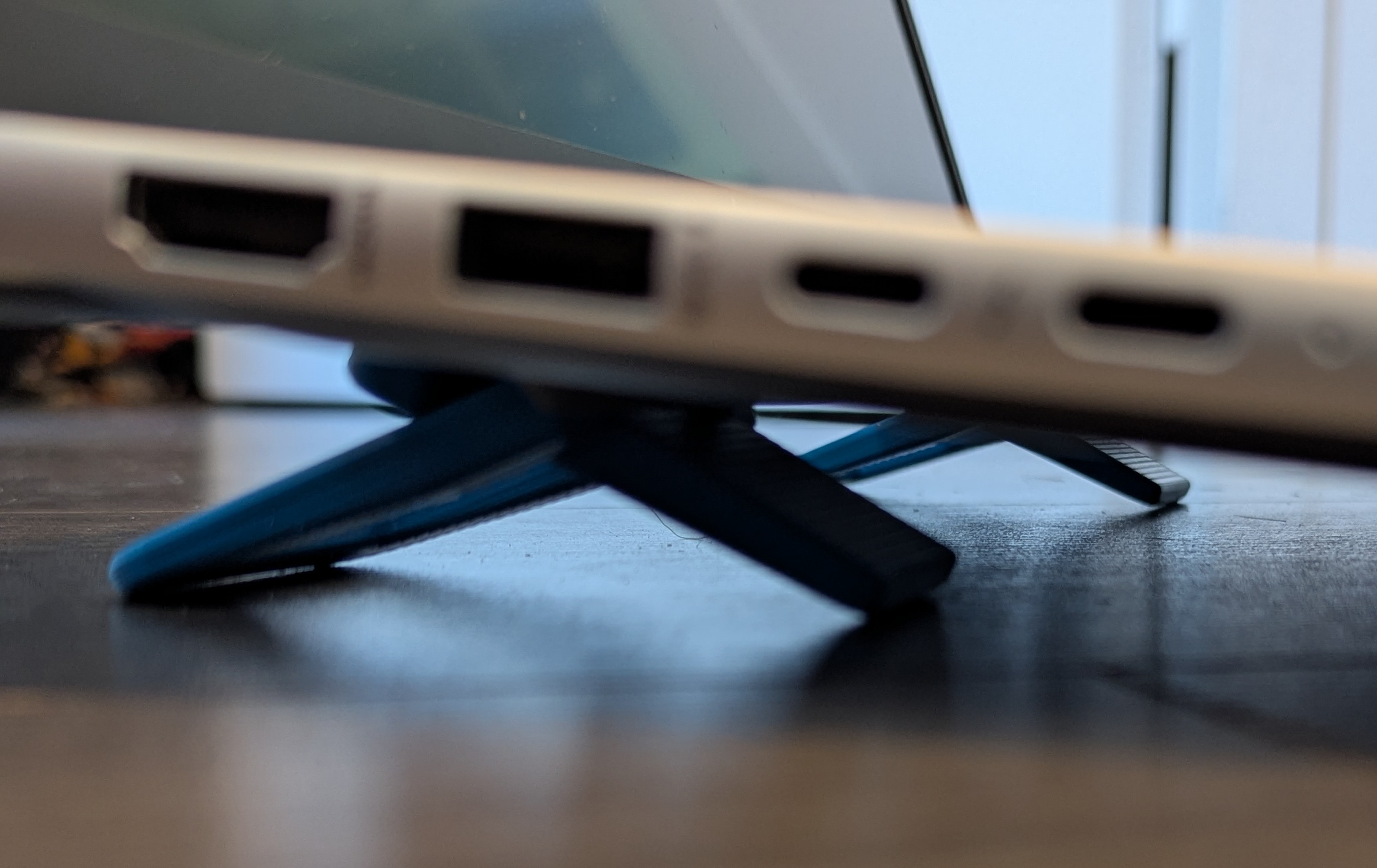 Compact Laptop Stand - Print in Place — miniatura 2