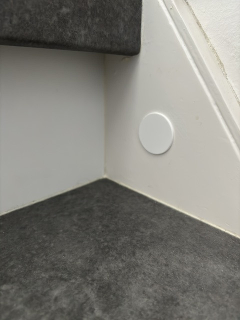Round plug / cover