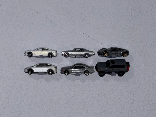 1:64/hotwheels/matchbox car minimalist wall mount
