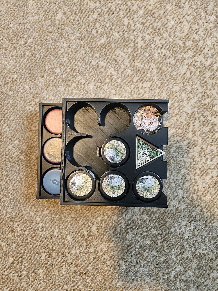 Kingdom Death Monster Token and Dice Storage w/ Triangle Token Slot