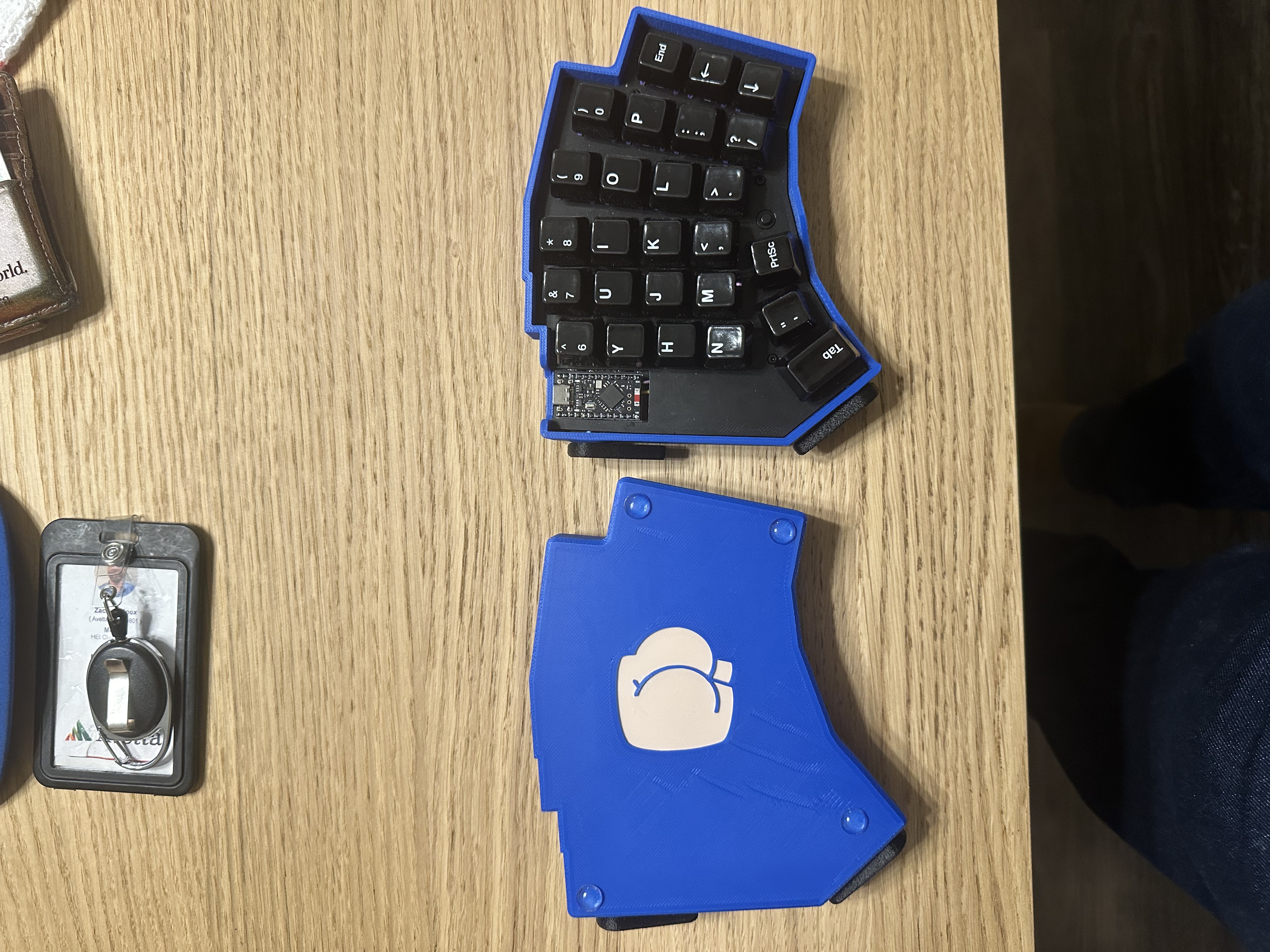 Phanny - Wireless Split Keyboard - Sponsored by PCBWay — miniatura 2