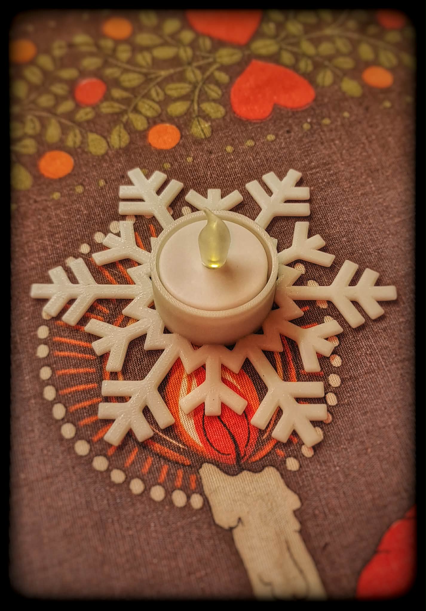 Christmas snowflake candle holder