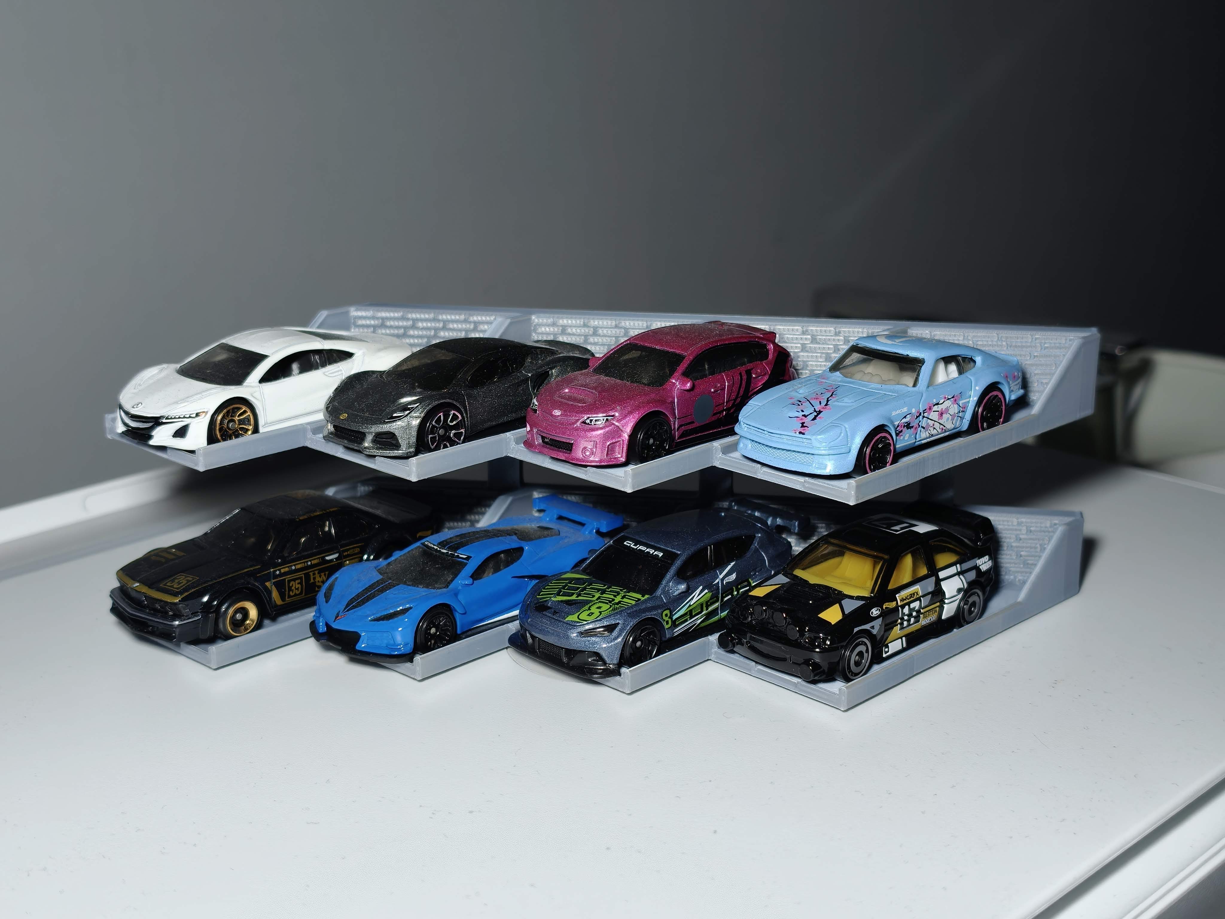 Hot Wheels / Matchbox stand for 8 cars(1/64 scale)
