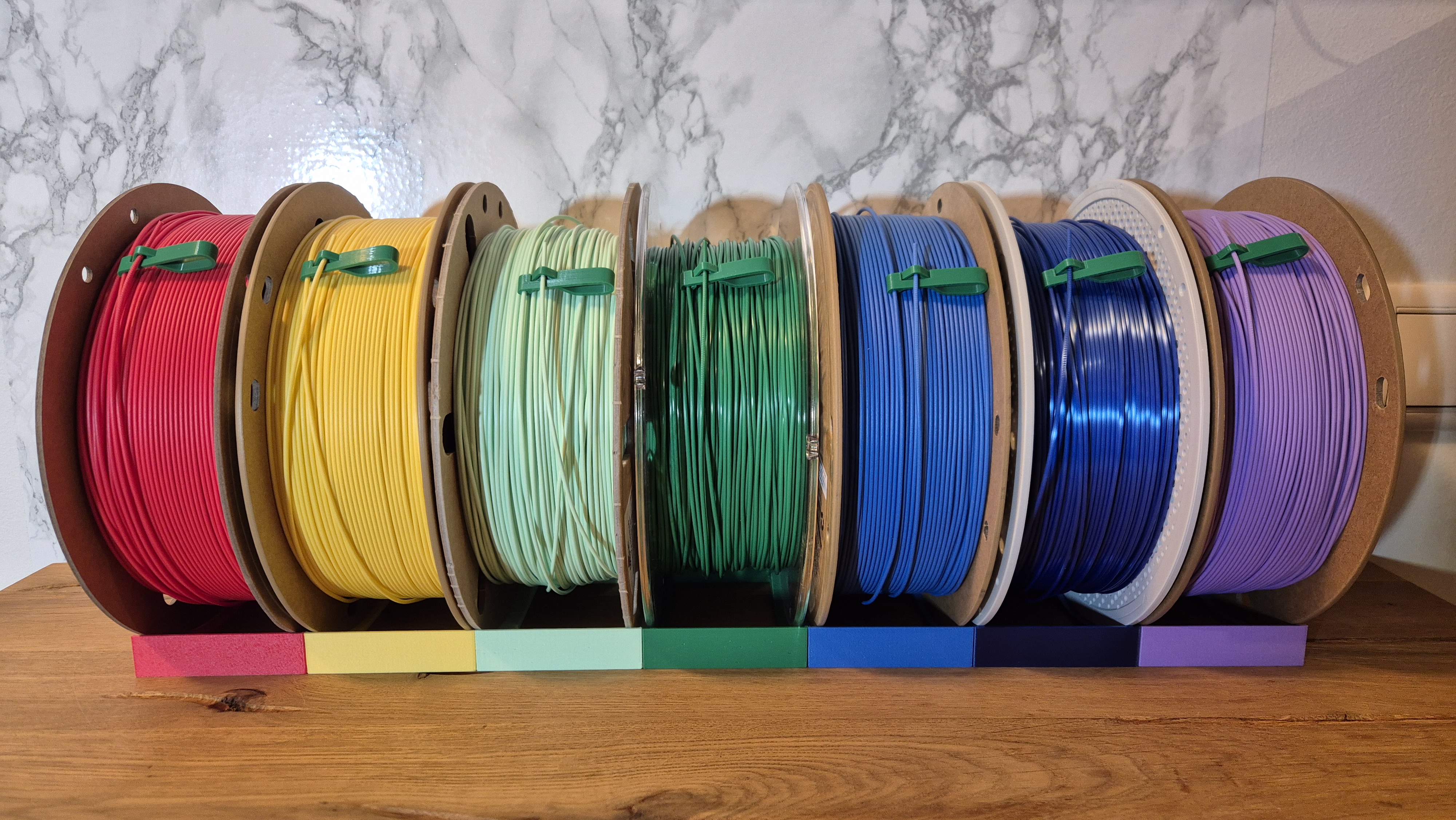 Minimalistic Spool Stand