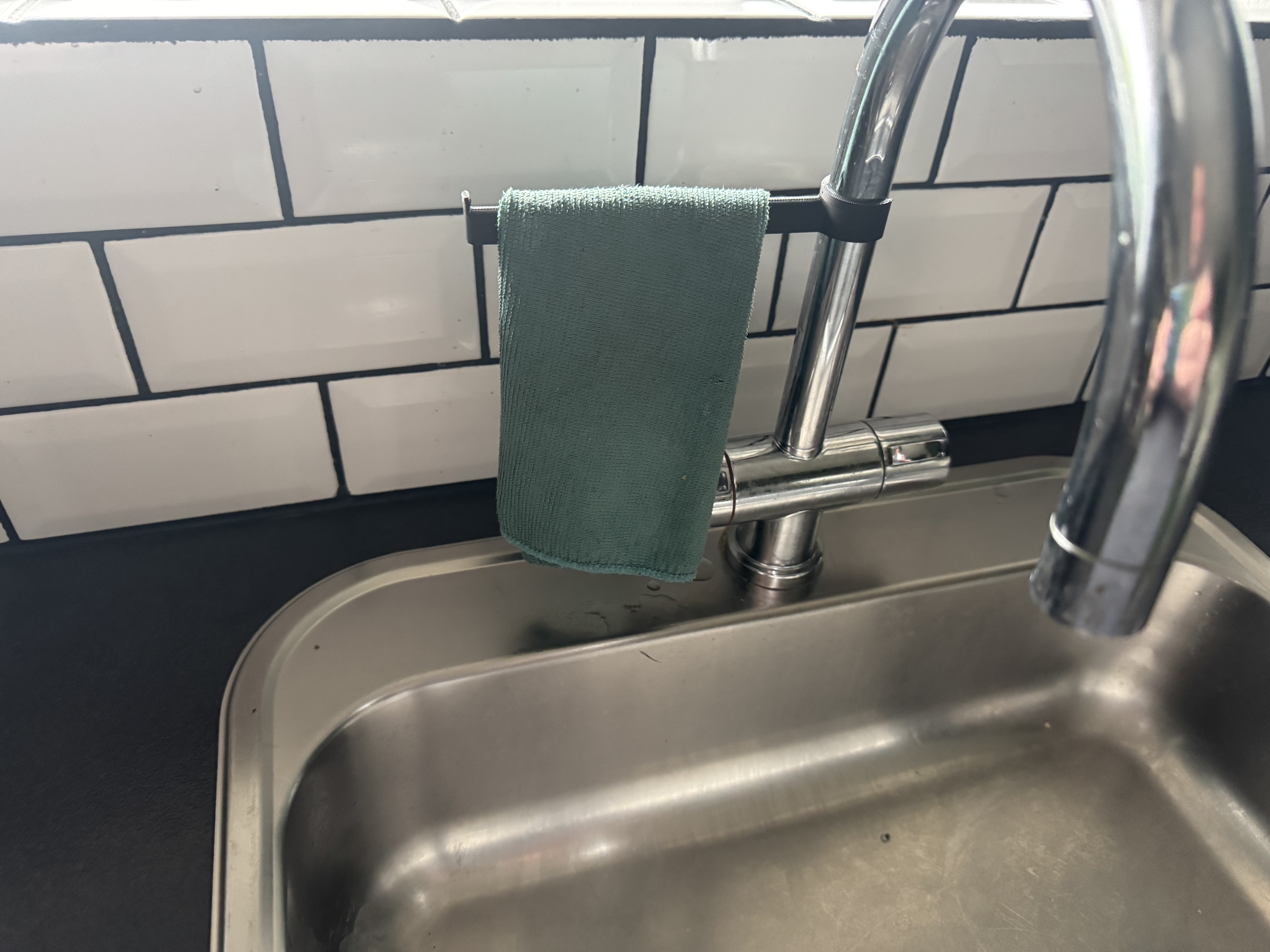 Dish cloth holder 13 mm Faucet