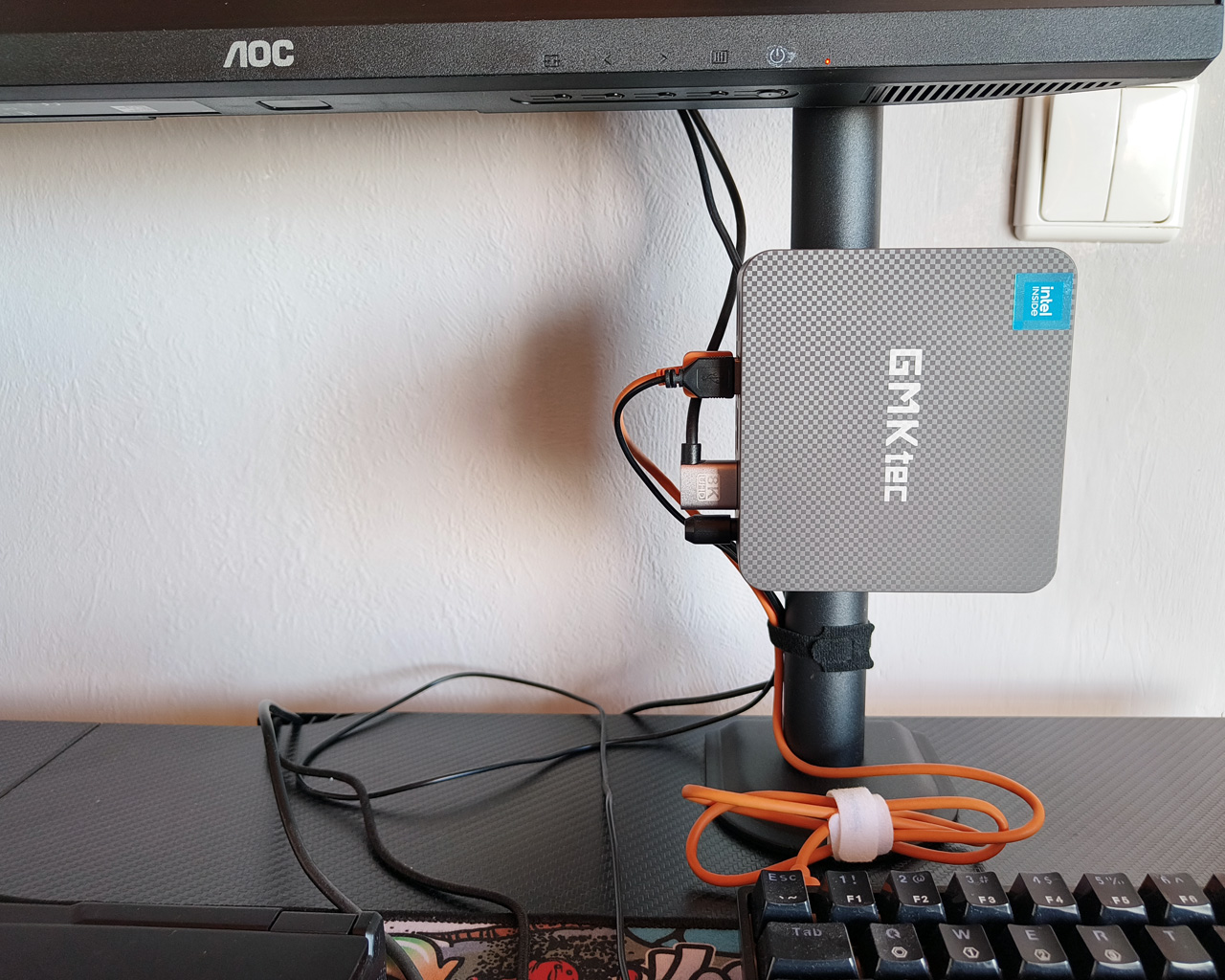 GMKTec NucBox 3 mount