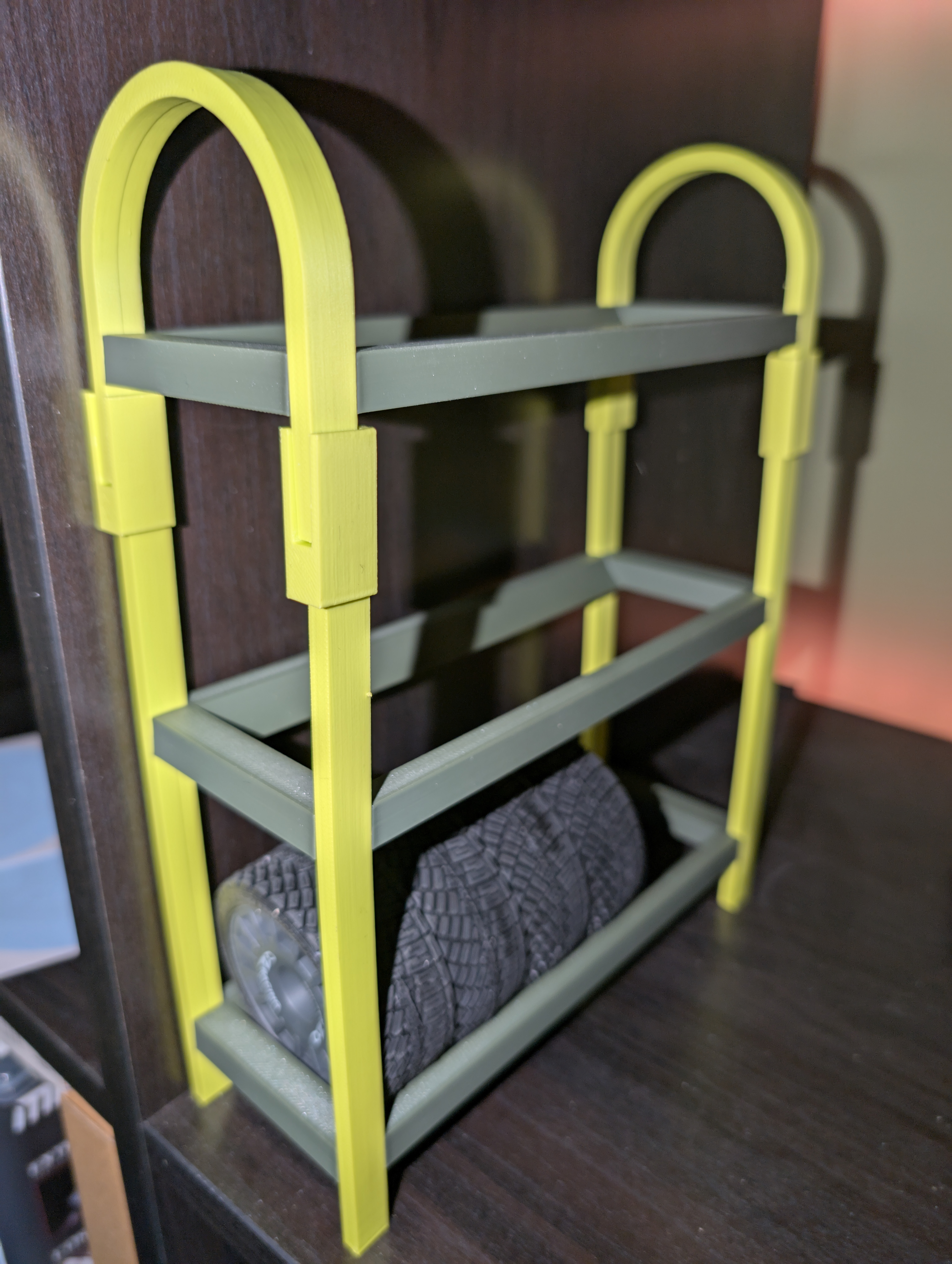 Customizable Stackable 1/10 Tire Rack for OpenRC - Shorter Top Rail