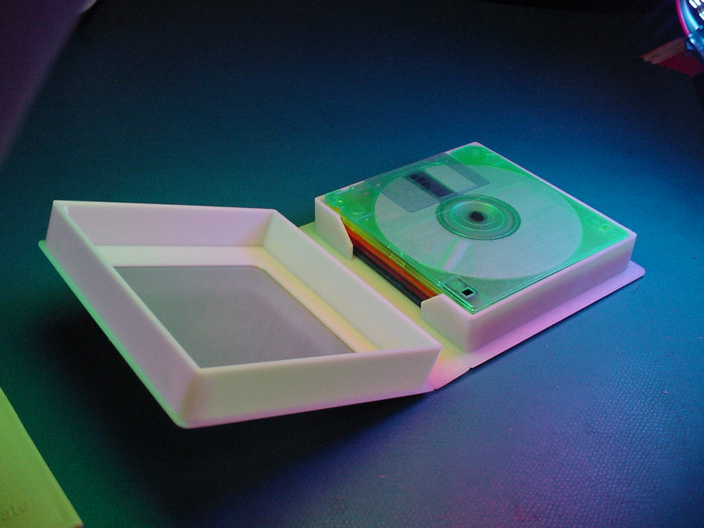 Retro 3.5" Floppy Disk Case Clone — miniatura 6