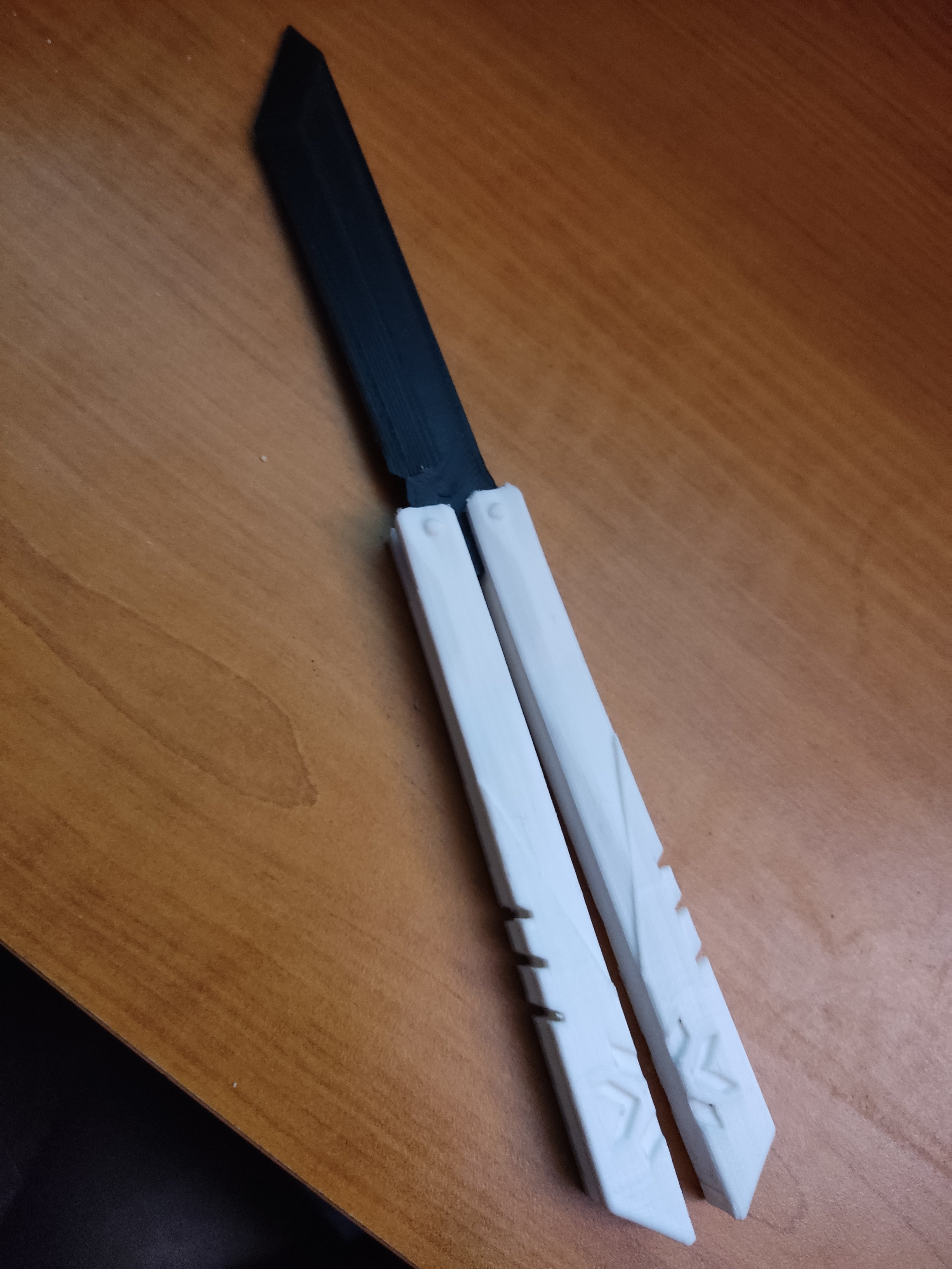 valorant butterfly knife