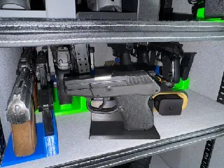 Kel-Tec P32 Stand Holds 3 Mags