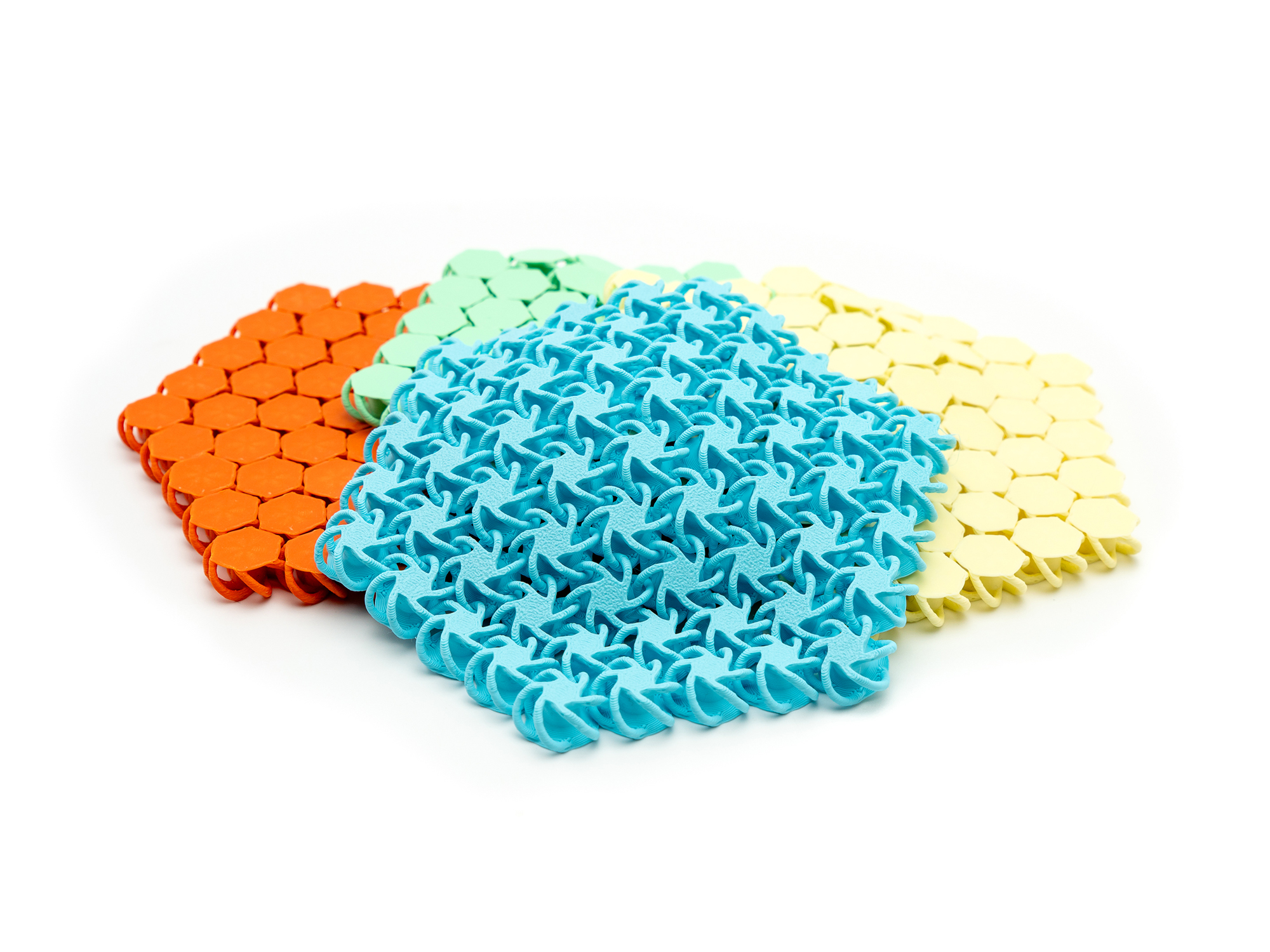 Miniatura 2 do modelo 3D Chainmail Coasters